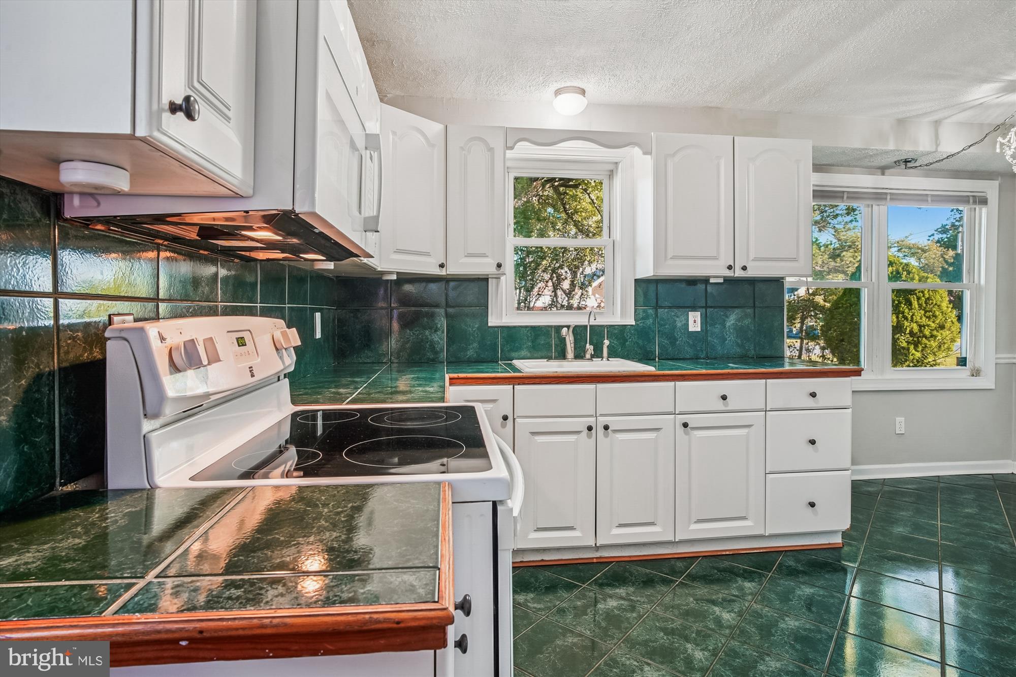 HARBOR VIEW - Residential