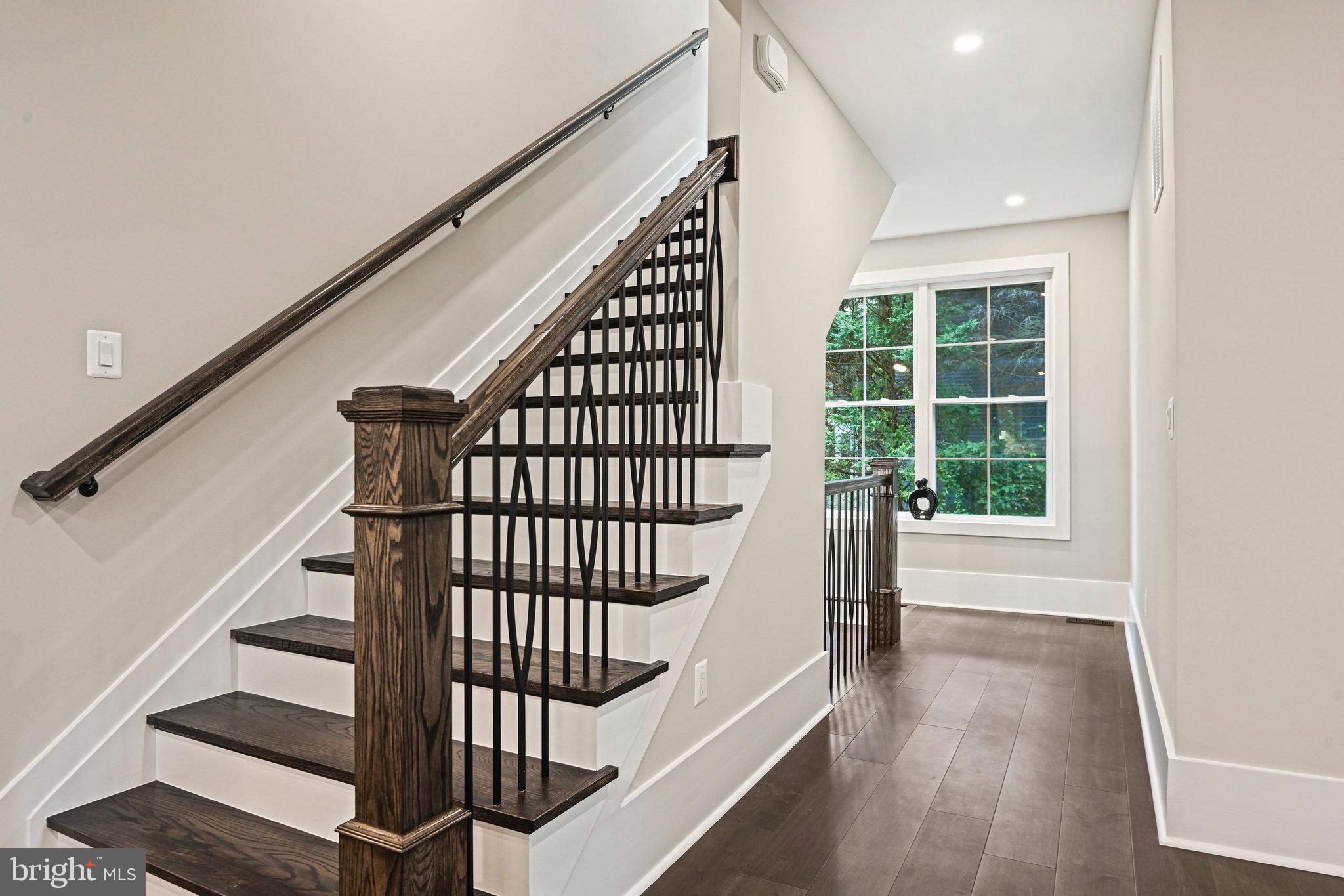 LOCUST HILL - Residential