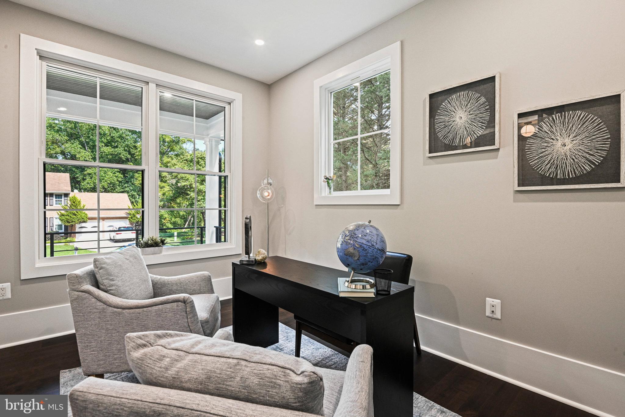 LOCUST HILL - Residential