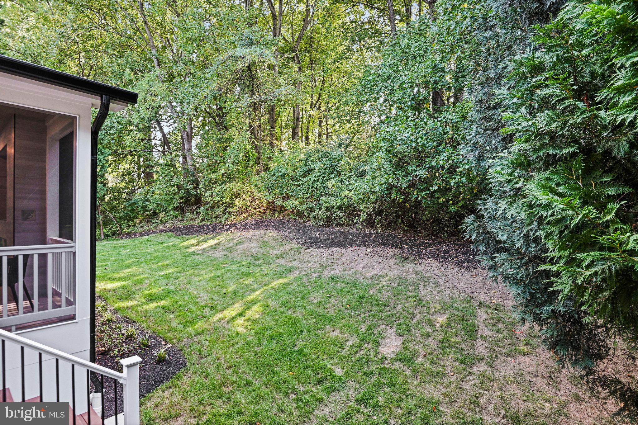 LOCUST HILL - Residential