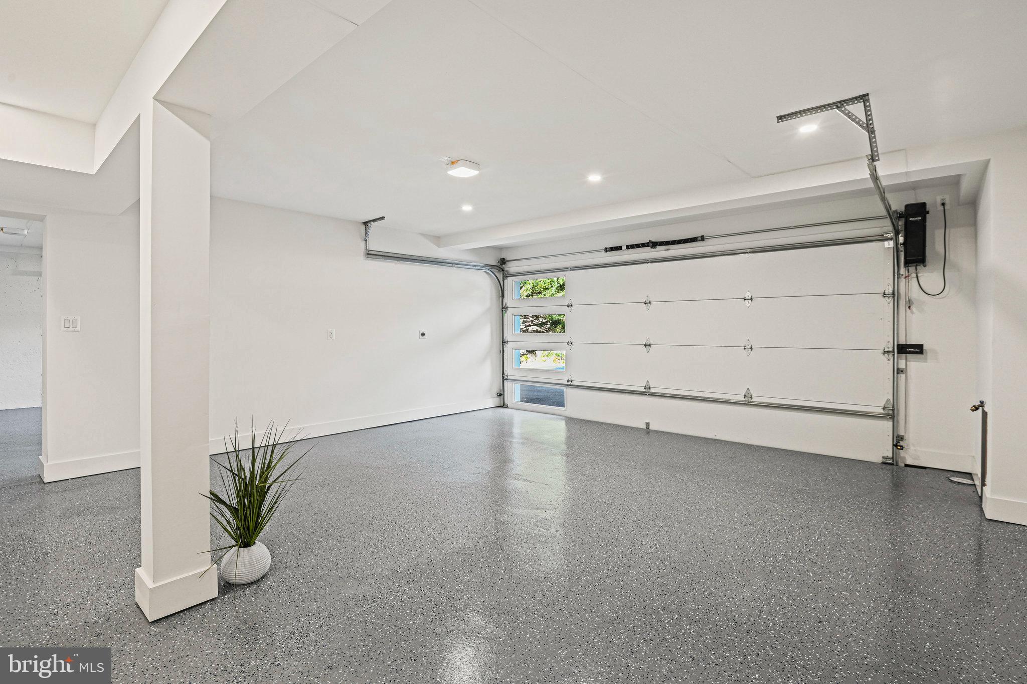 LOCUST HILL - Residential