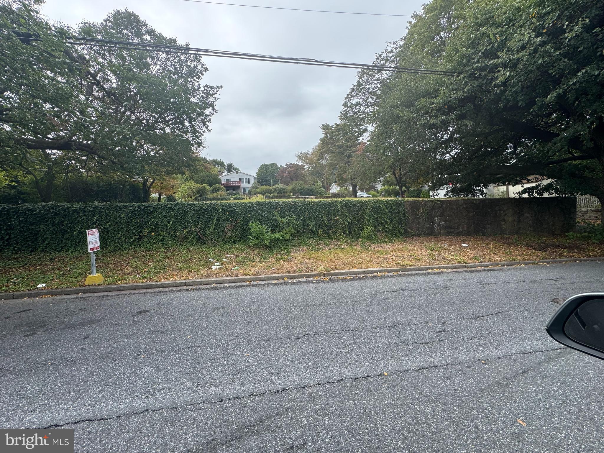 HAMILTON PARK - Land