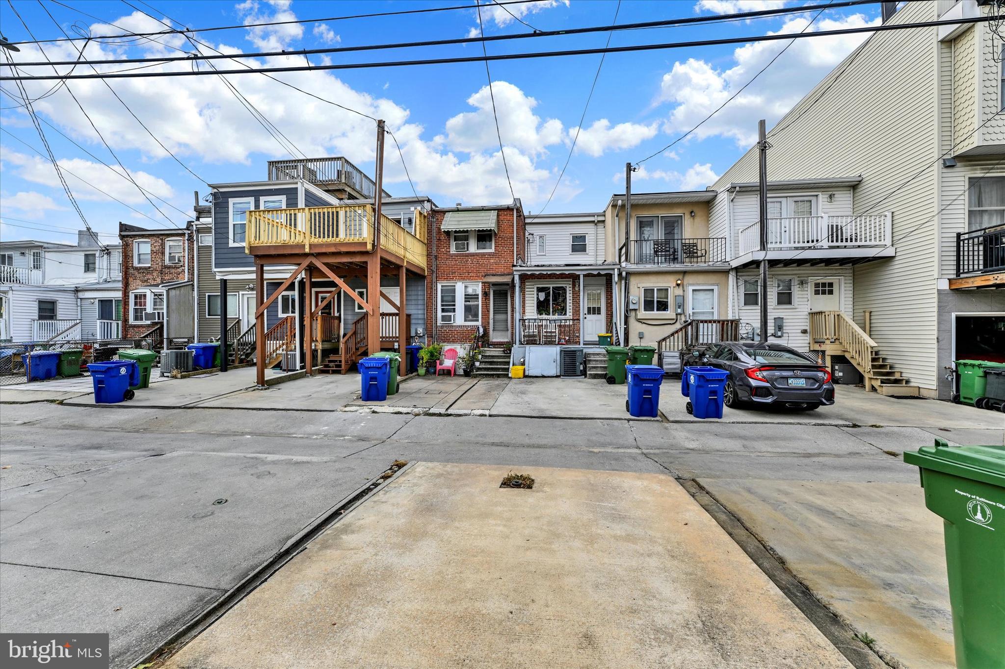 LOCUST POINT - Residential