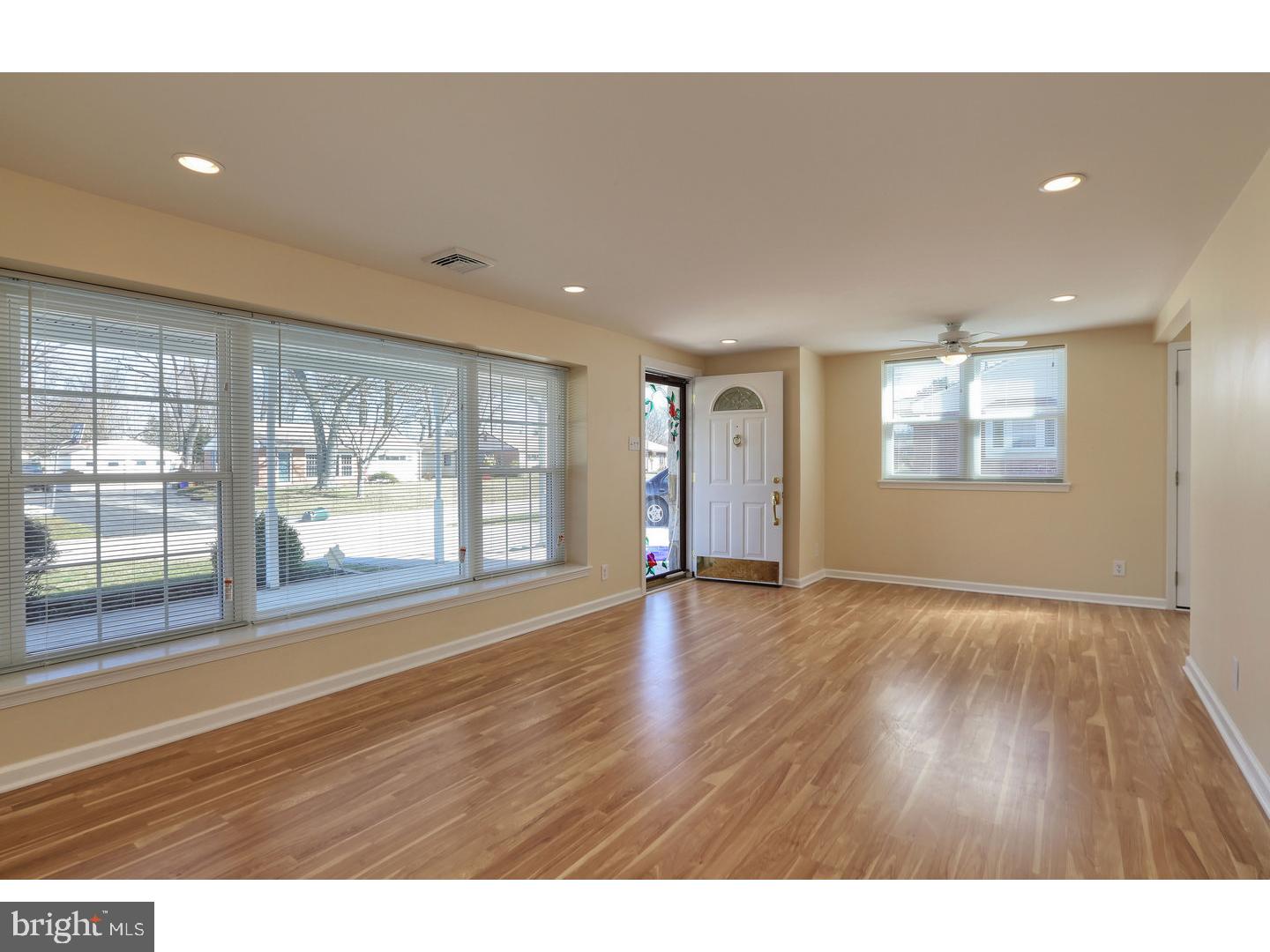 PLYMOUTH VALLEY - Residential Lease