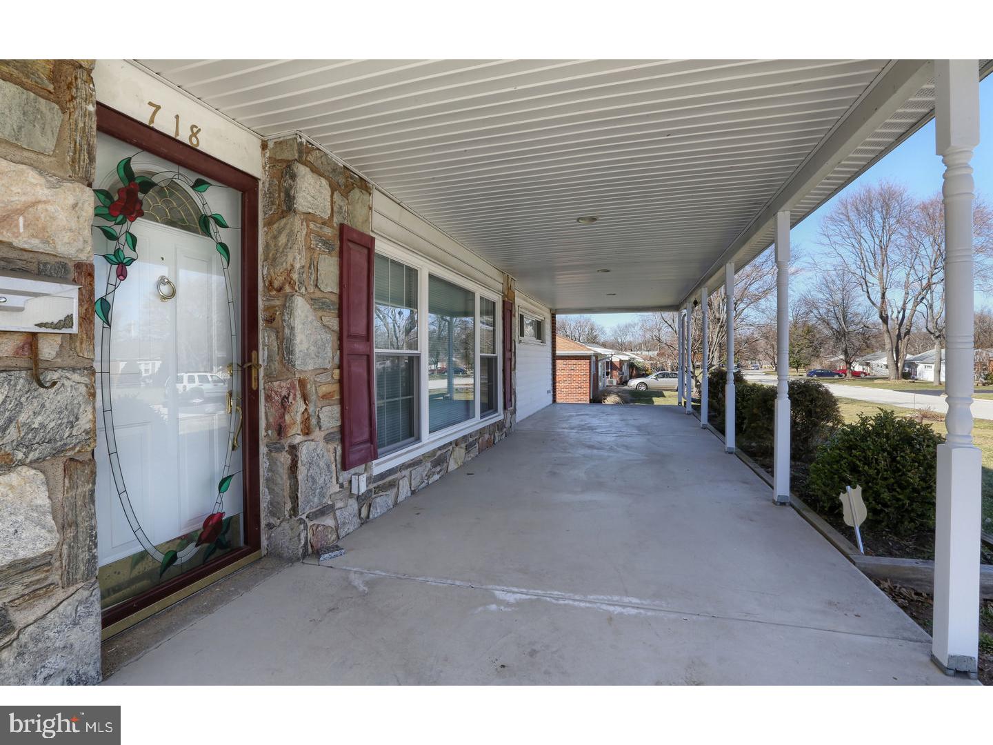 PLYMOUTH VALLEY - Residential Lease