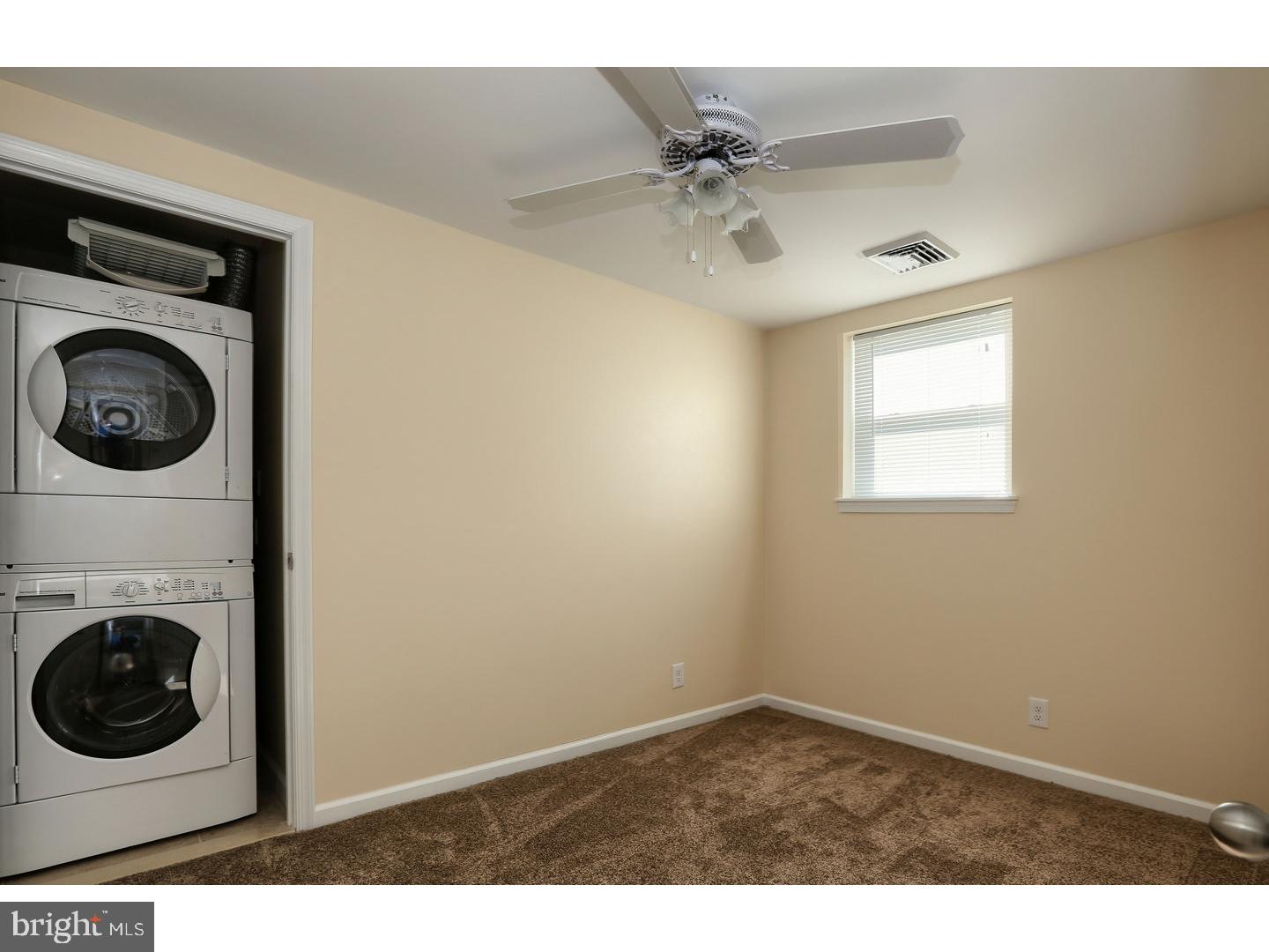 PLYMOUTH VALLEY - Residential Lease