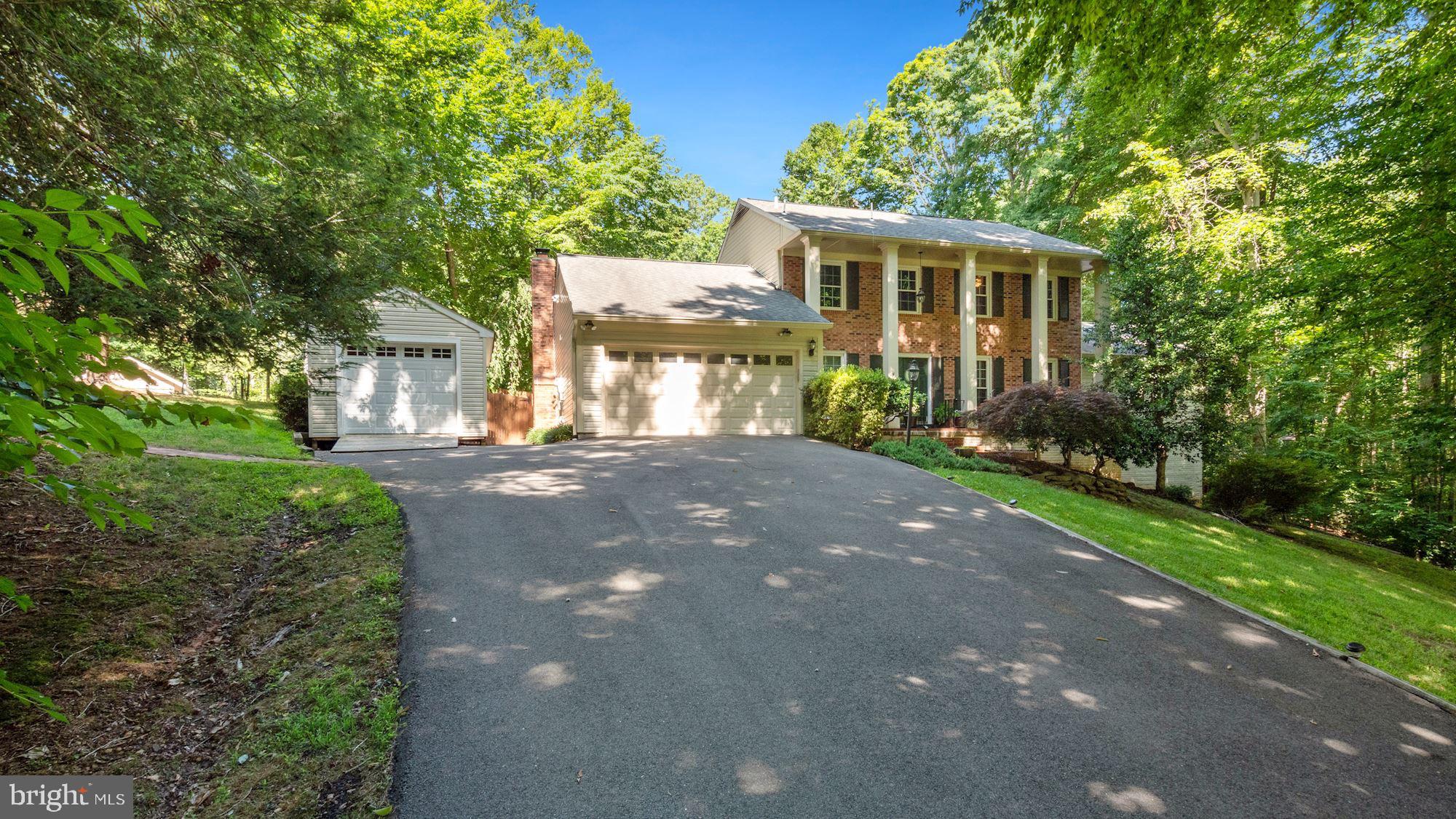 FERNBROOK - Residential