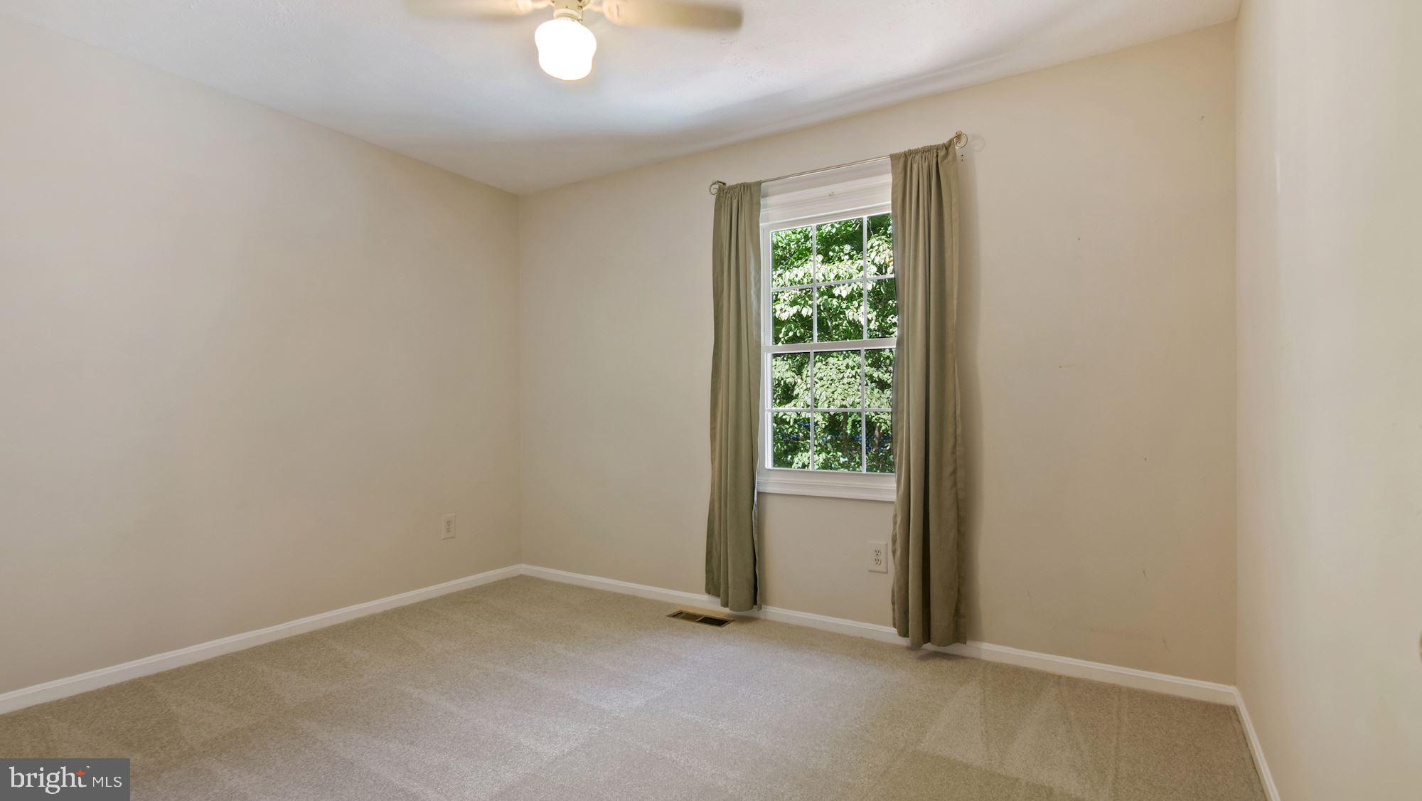 FERNBROOK - Residential