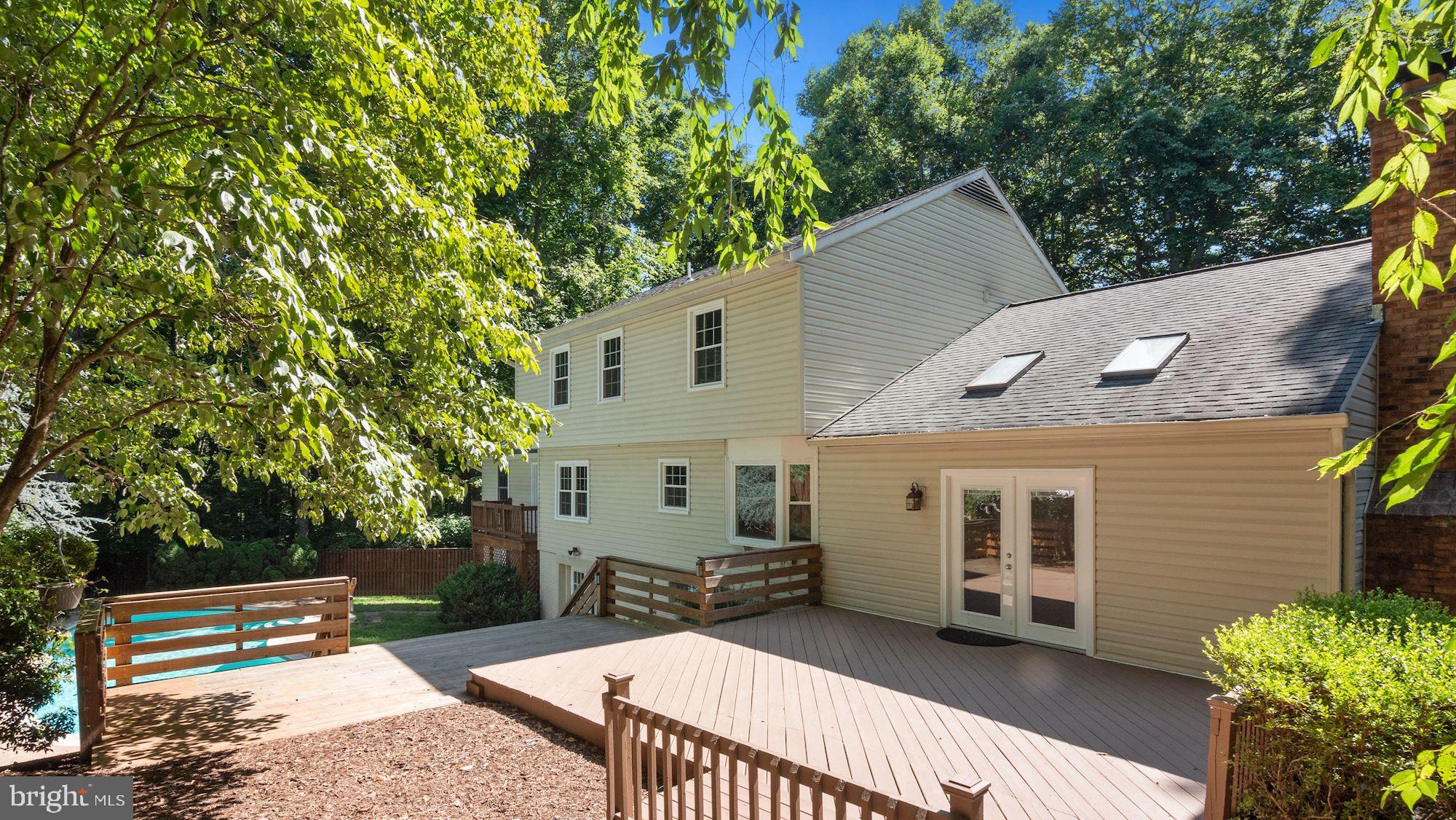 FERNBROOK - Residential