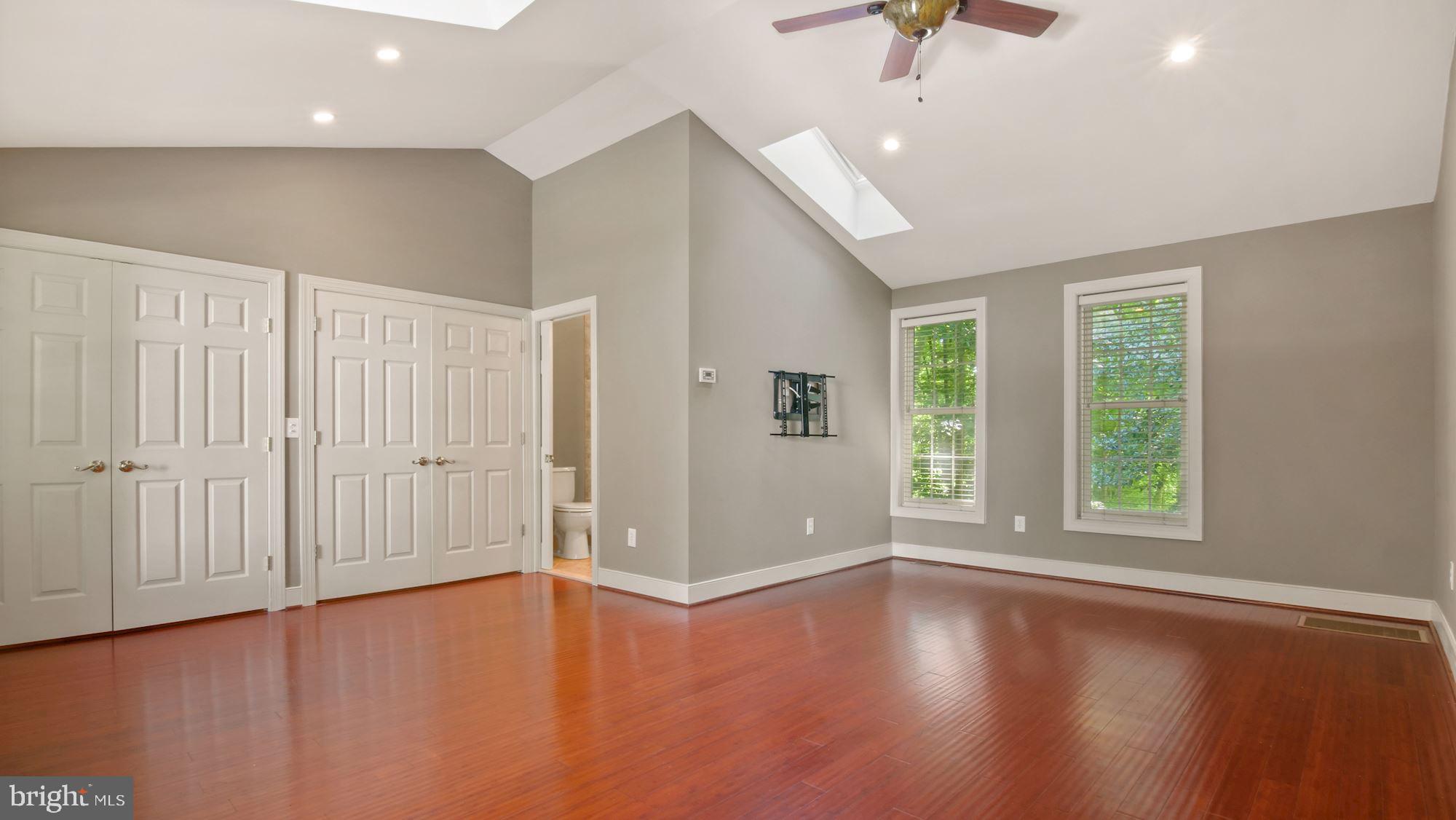 FERNBROOK - Residential