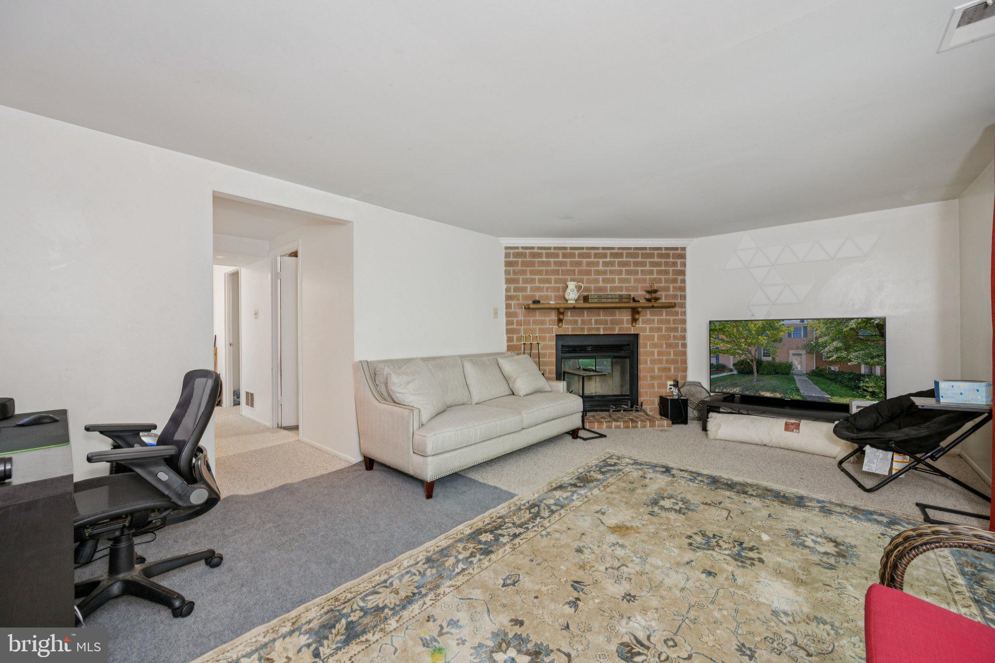 10522 E WIND WAY