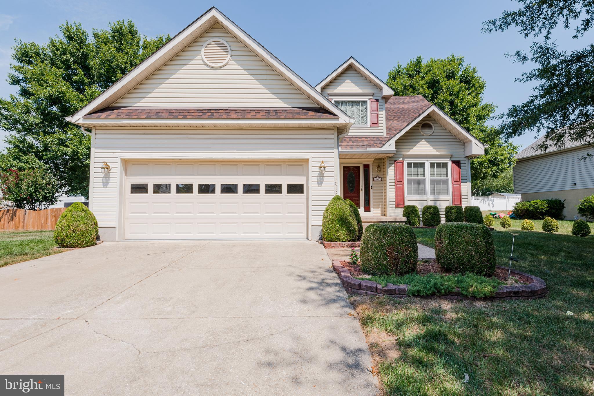 YOUNGS FARM ESTATES - Residential Lease