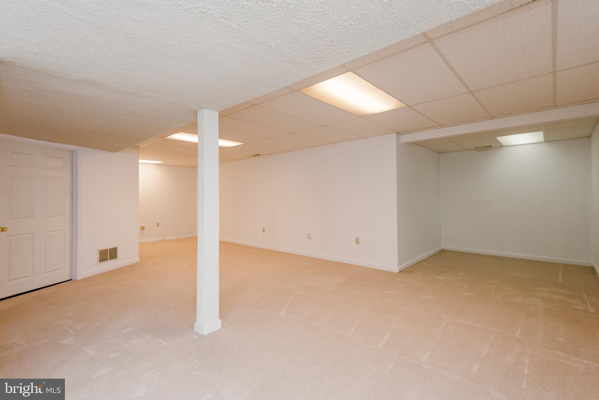 YOUNGS FARM ESTATES - Residential Lease