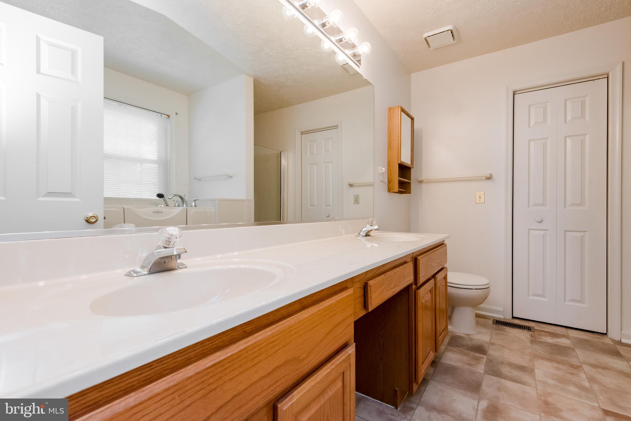 YOUNGS FARM ESTATES - Residential Lease