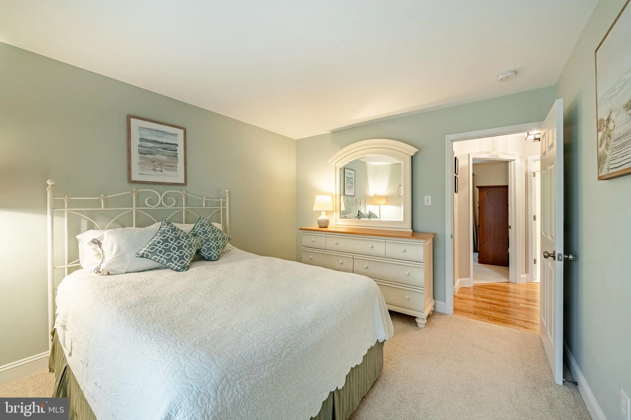 Aston, Pennsylvania 19014, United States, 3 Bedrooms Bedrooms, ,3 BathroomsBathrooms,Residential,Contingent,130863