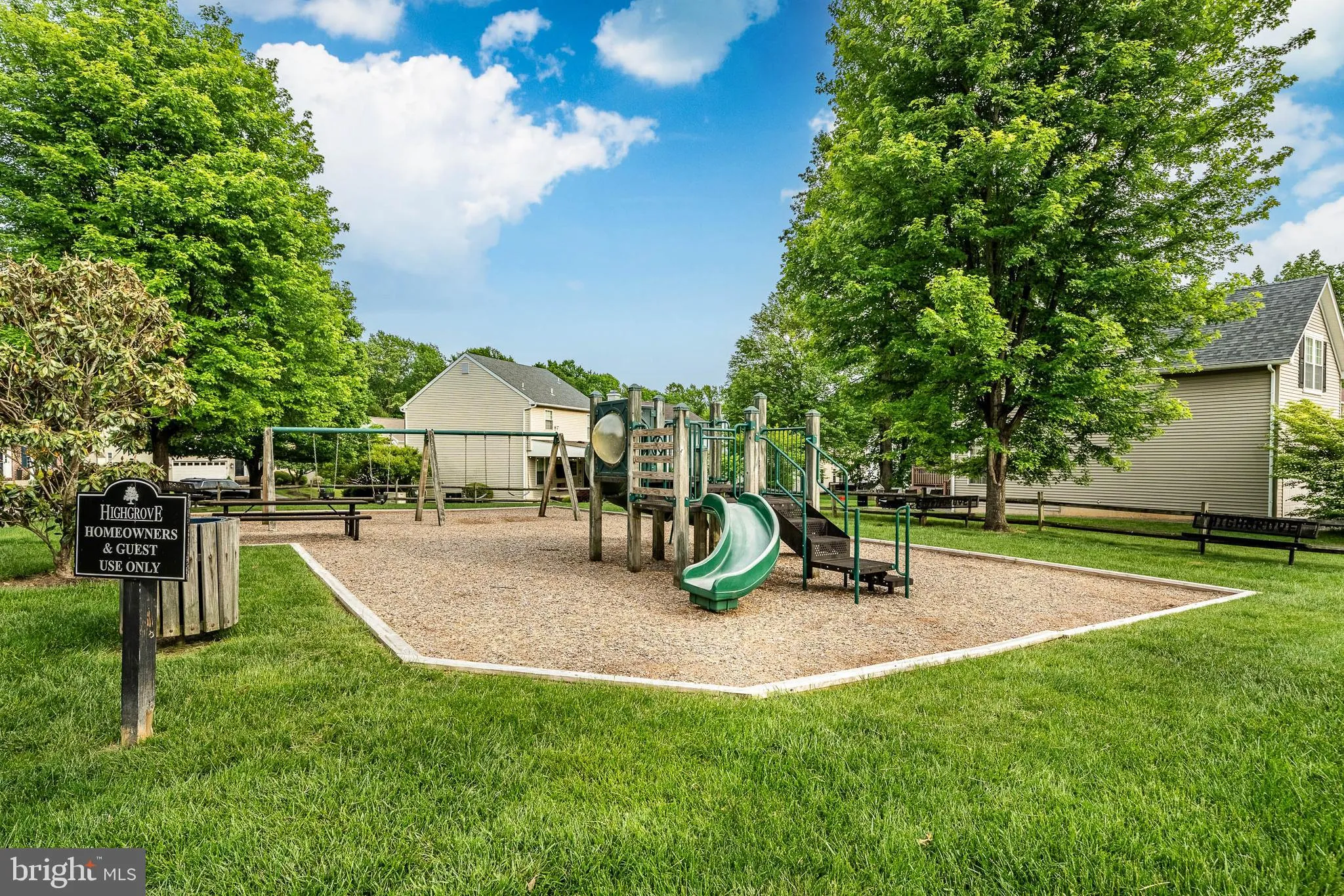 Aston, Pennsylvania 19014, United States, 3 Bedrooms Bedrooms, ,3 BathroomsBathrooms,Residential,Contingent,130863