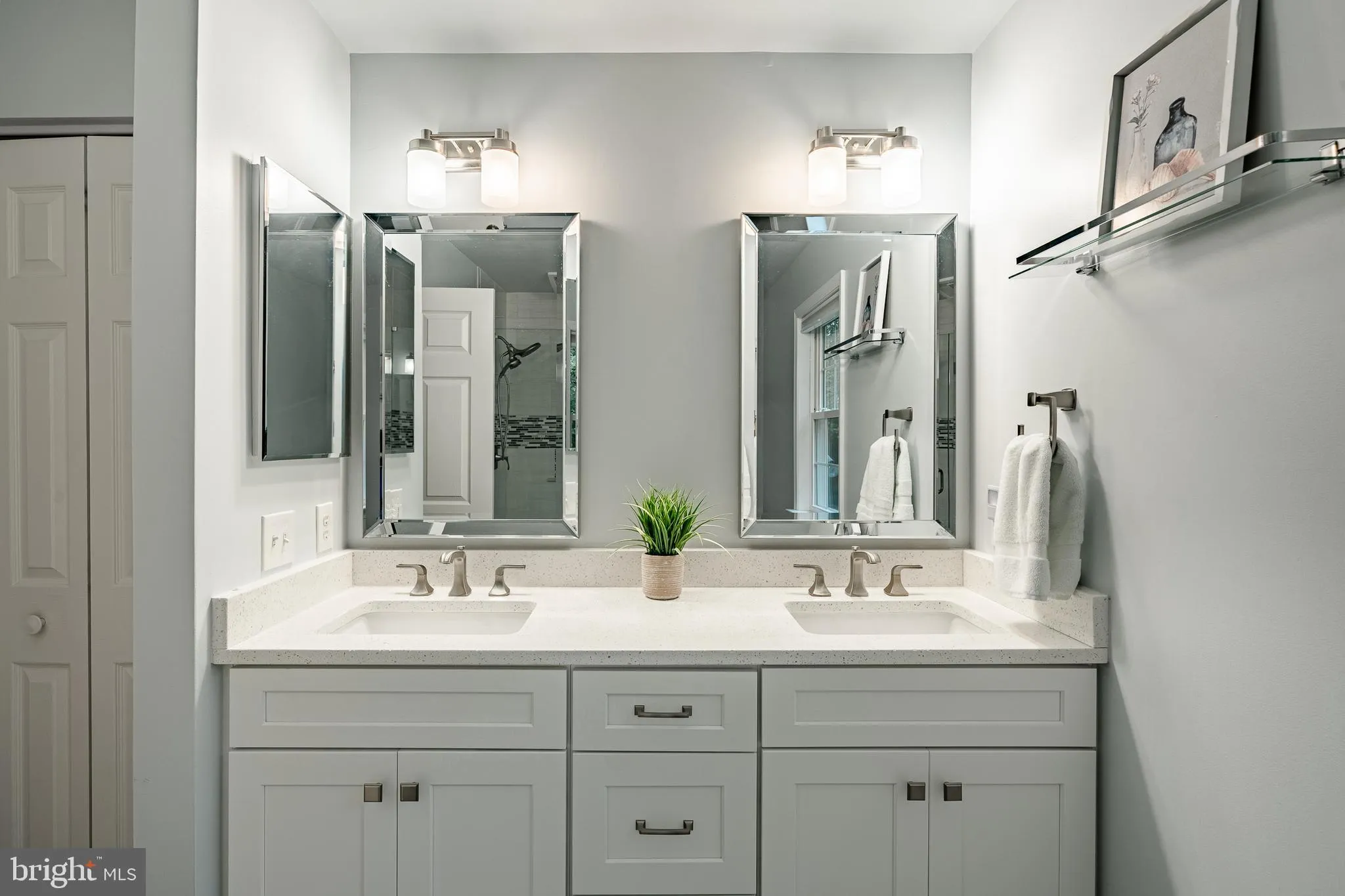 Aston, Pennsylvania 19014, United States, 3 Bedrooms Bedrooms, ,3 BathroomsBathrooms,Residential,Contingent,130863