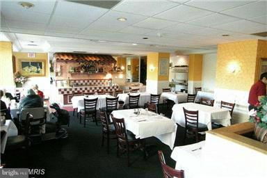 PROMENADE TOWERS - Residential Lease