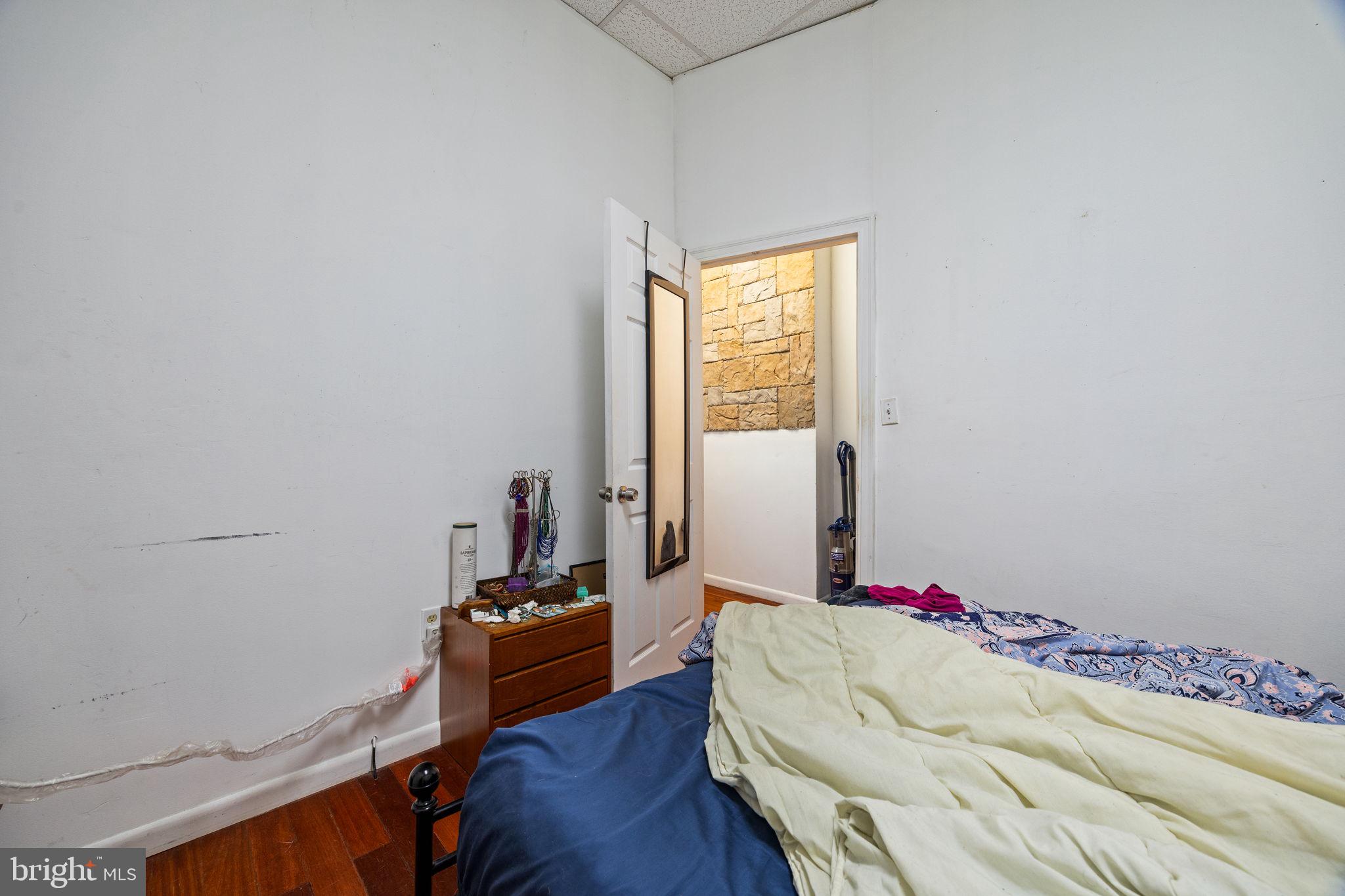 EAST PASSYUNK CROSSING - Residential Income