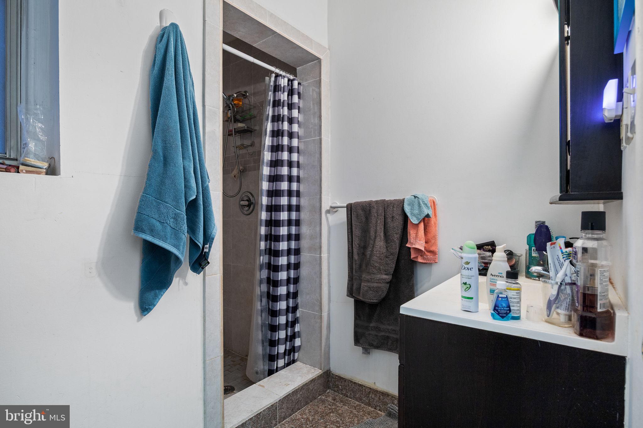 EAST PASSYUNK CROSSING - Residential Income