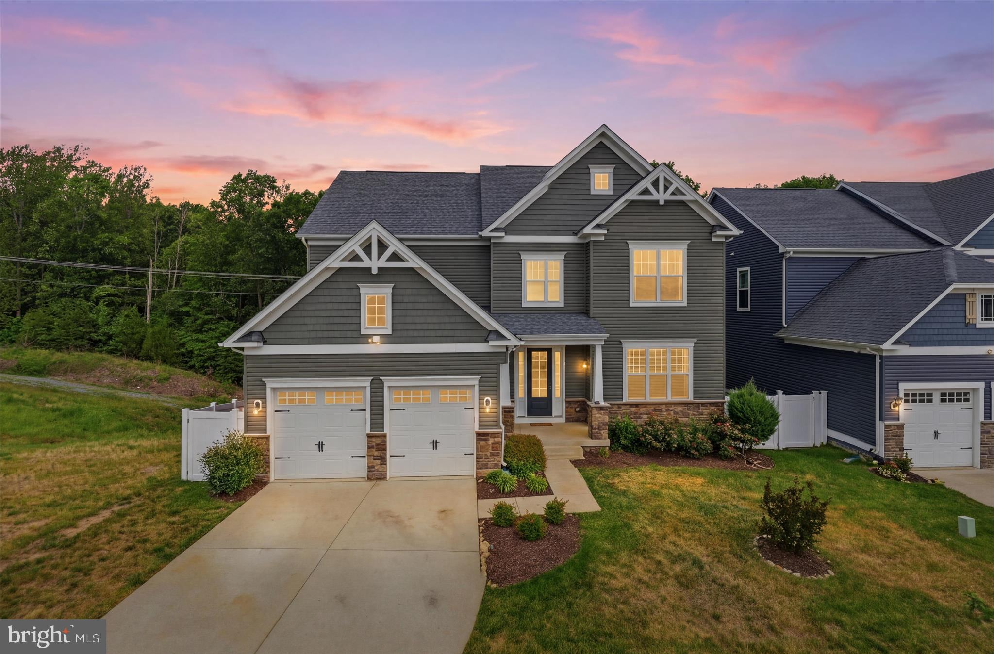 416 CRAB APPLE DRIVE