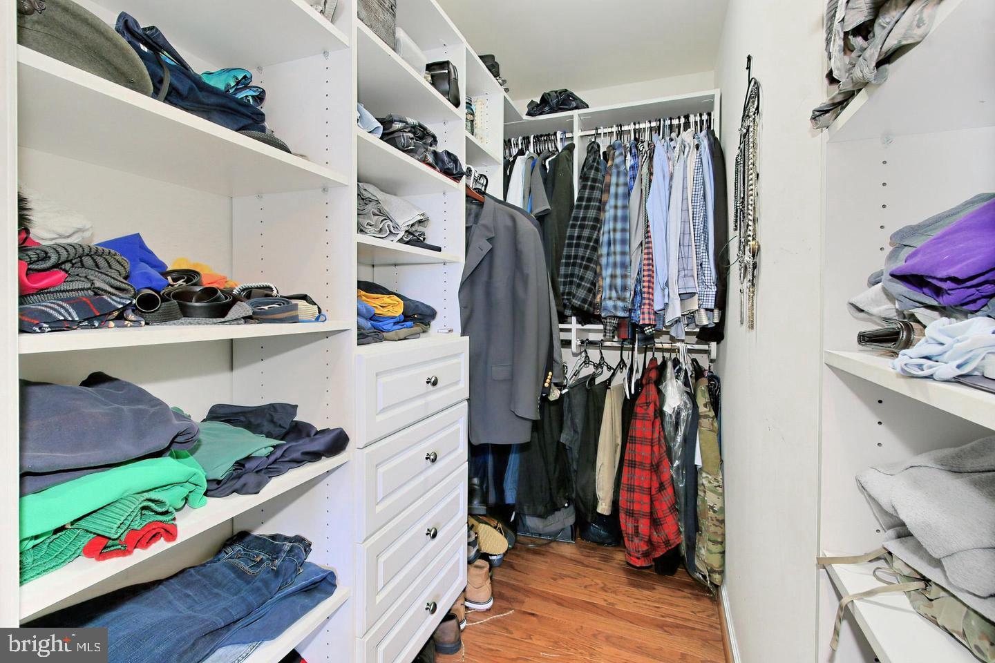 WEST VILLAGE OF SHIRLINGTON - Residential Lease