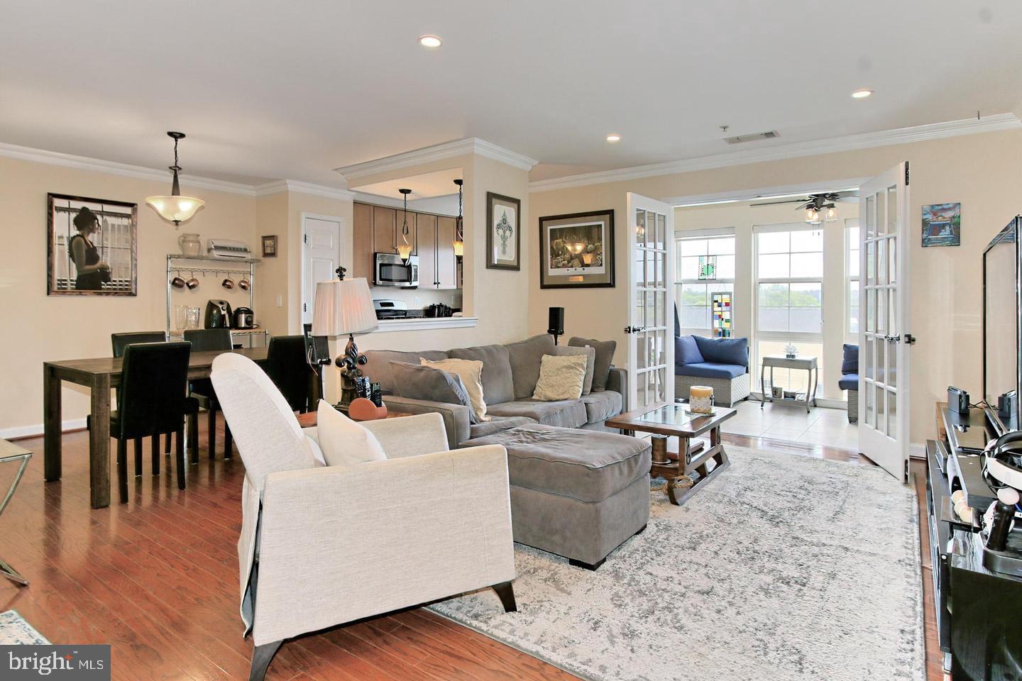 WEST VILLAGE OF SHIRLINGTON - Residential Lease