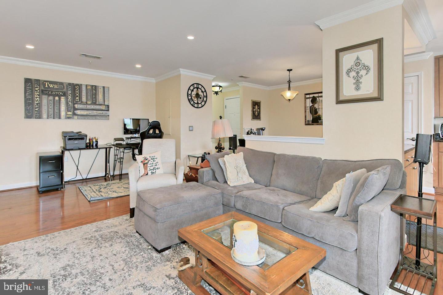 WEST VILLAGE OF SHIRLINGTON - Residential Lease