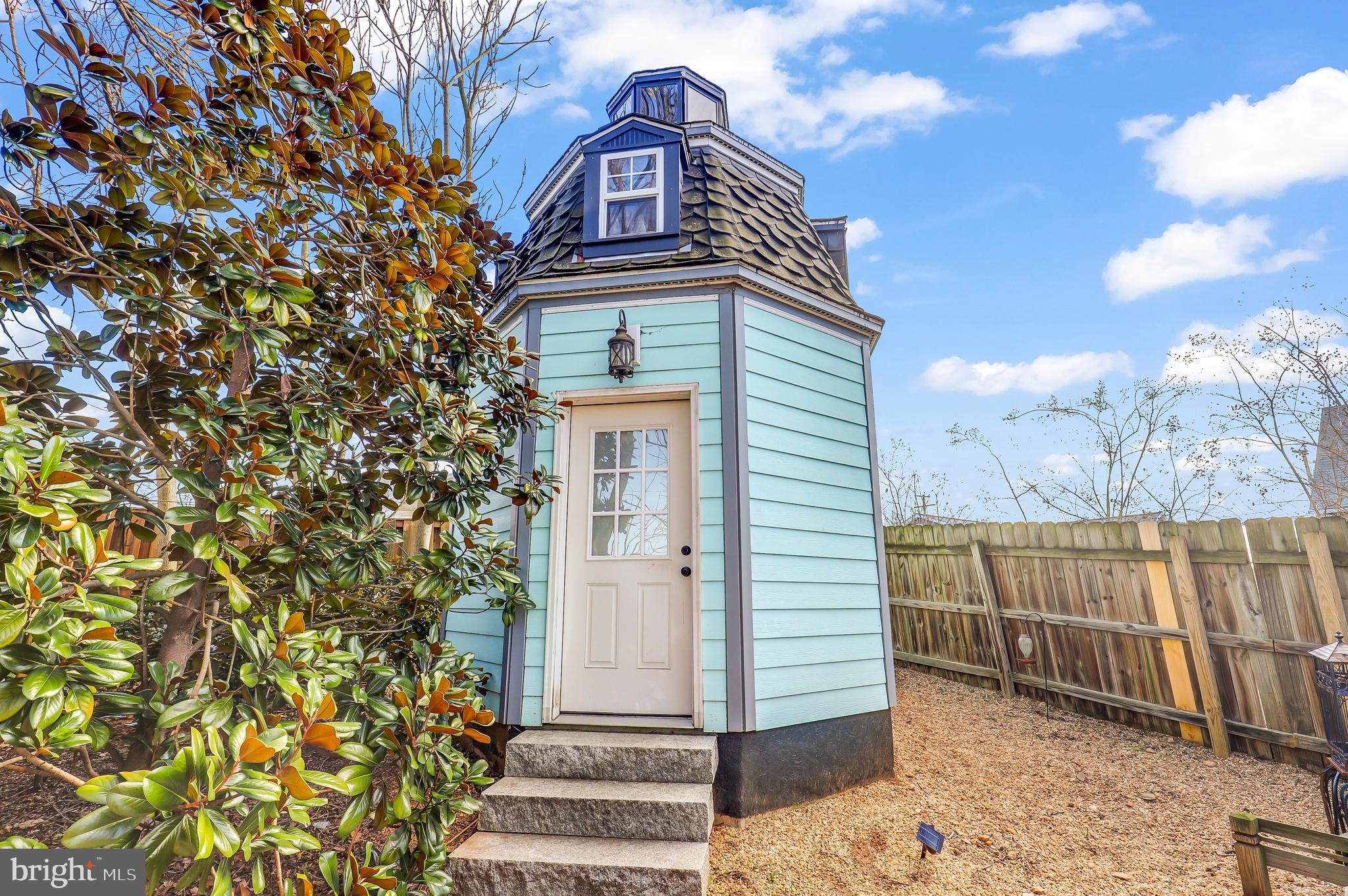 DOWNTOWN FREDERICKSBURG - Residential