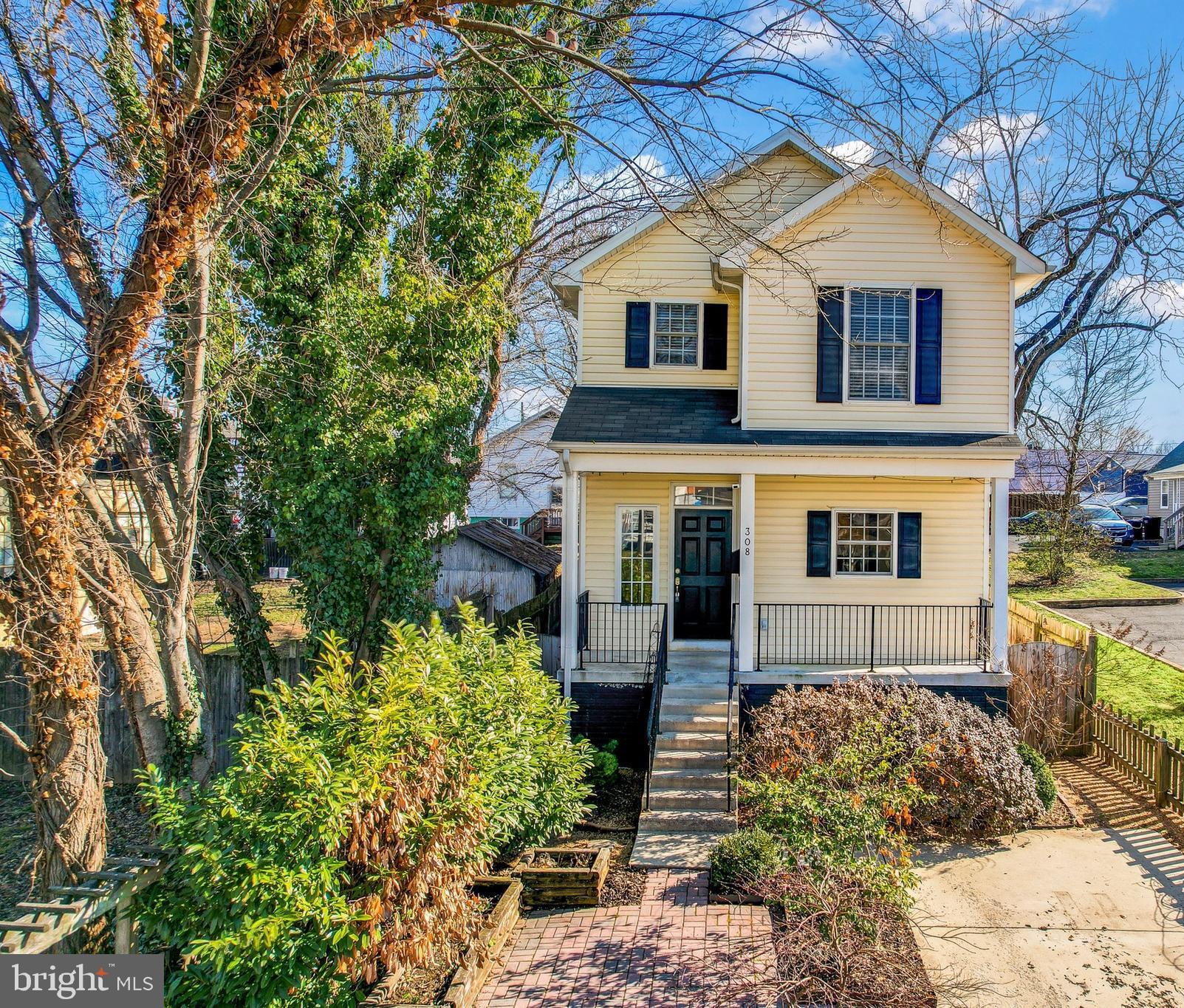 DOWNTOWN FREDERICKSBURG - Residential