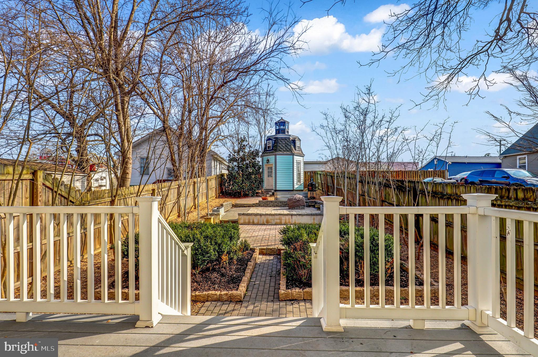 DOWNTOWN FREDERICKSBURG - Residential