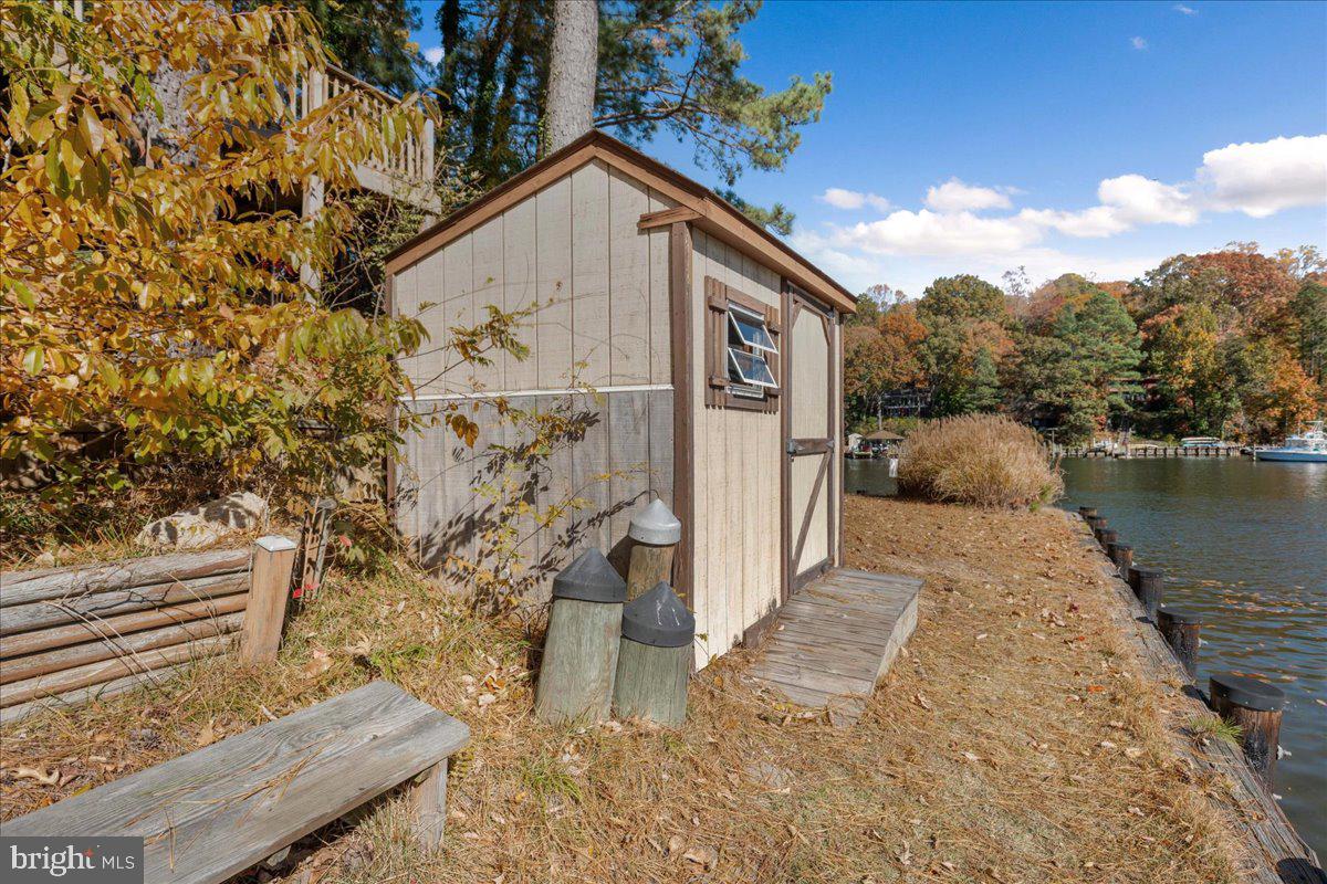 THE SOUNDINGS - Residential