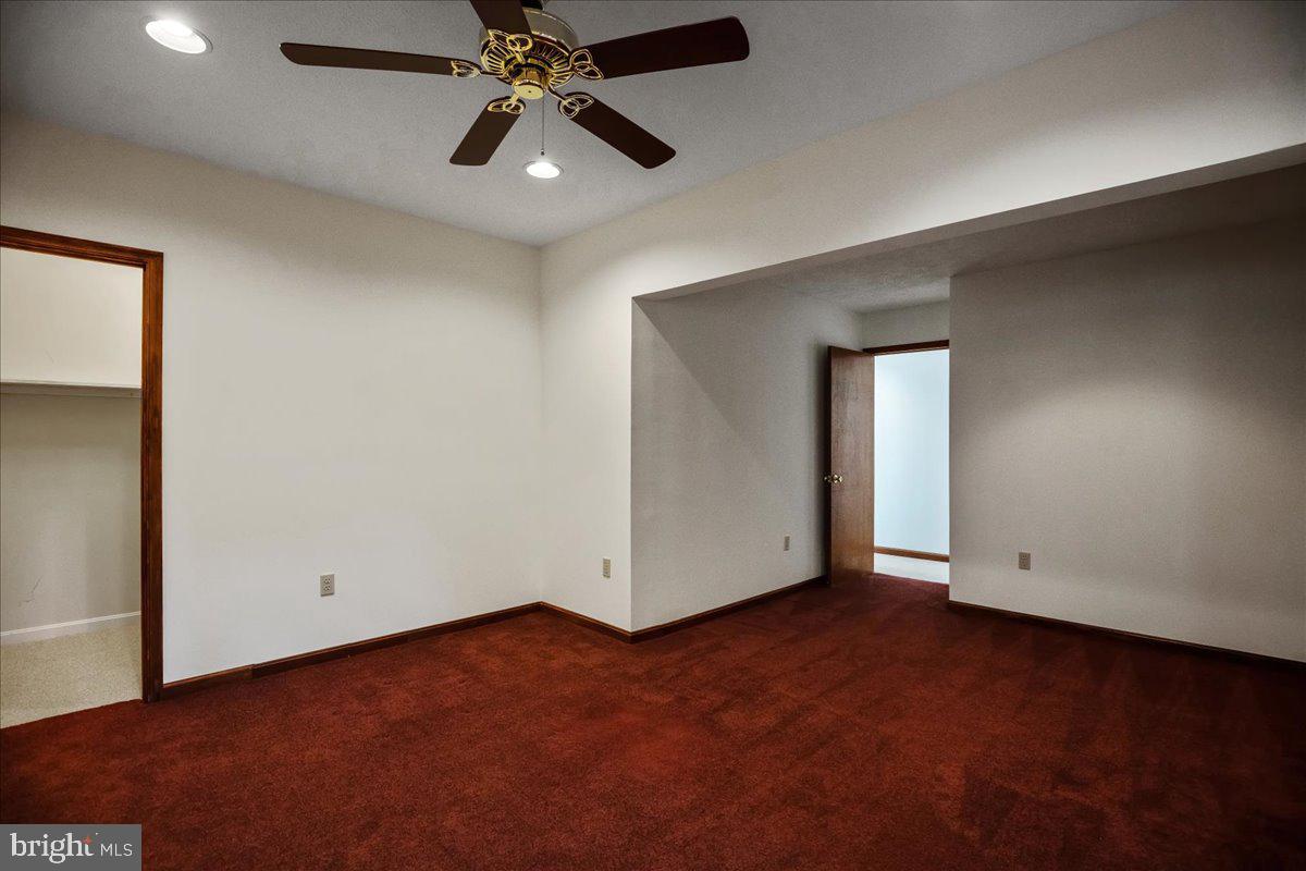 THE SOUNDINGS - Residential