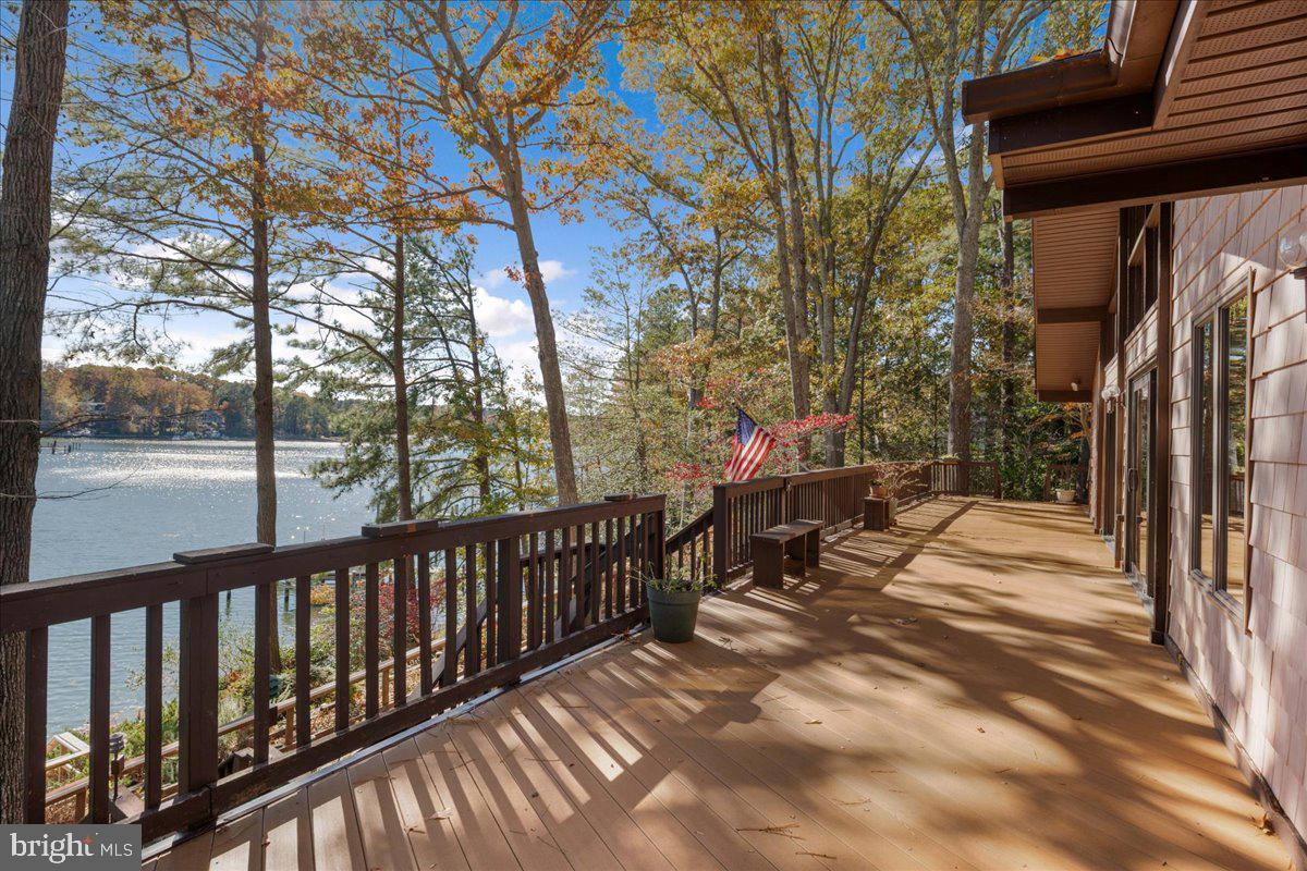 THE SOUNDINGS - Residential