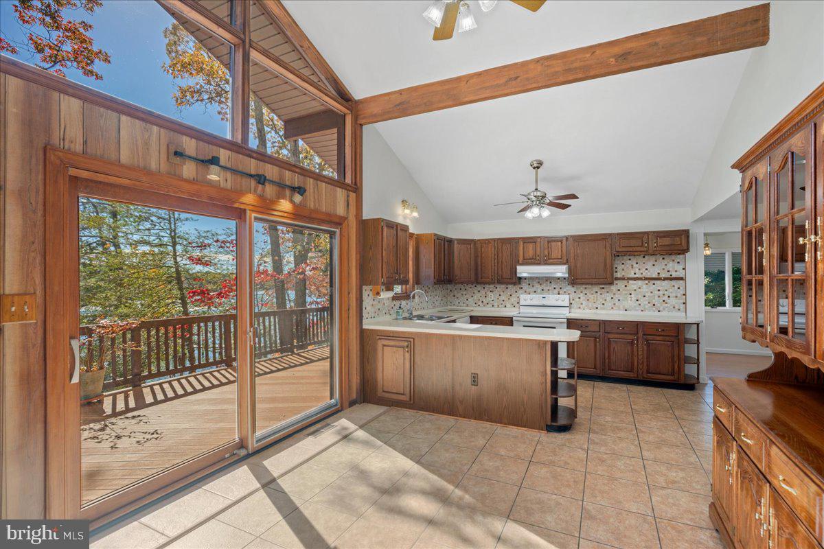 THE SOUNDINGS - Residential