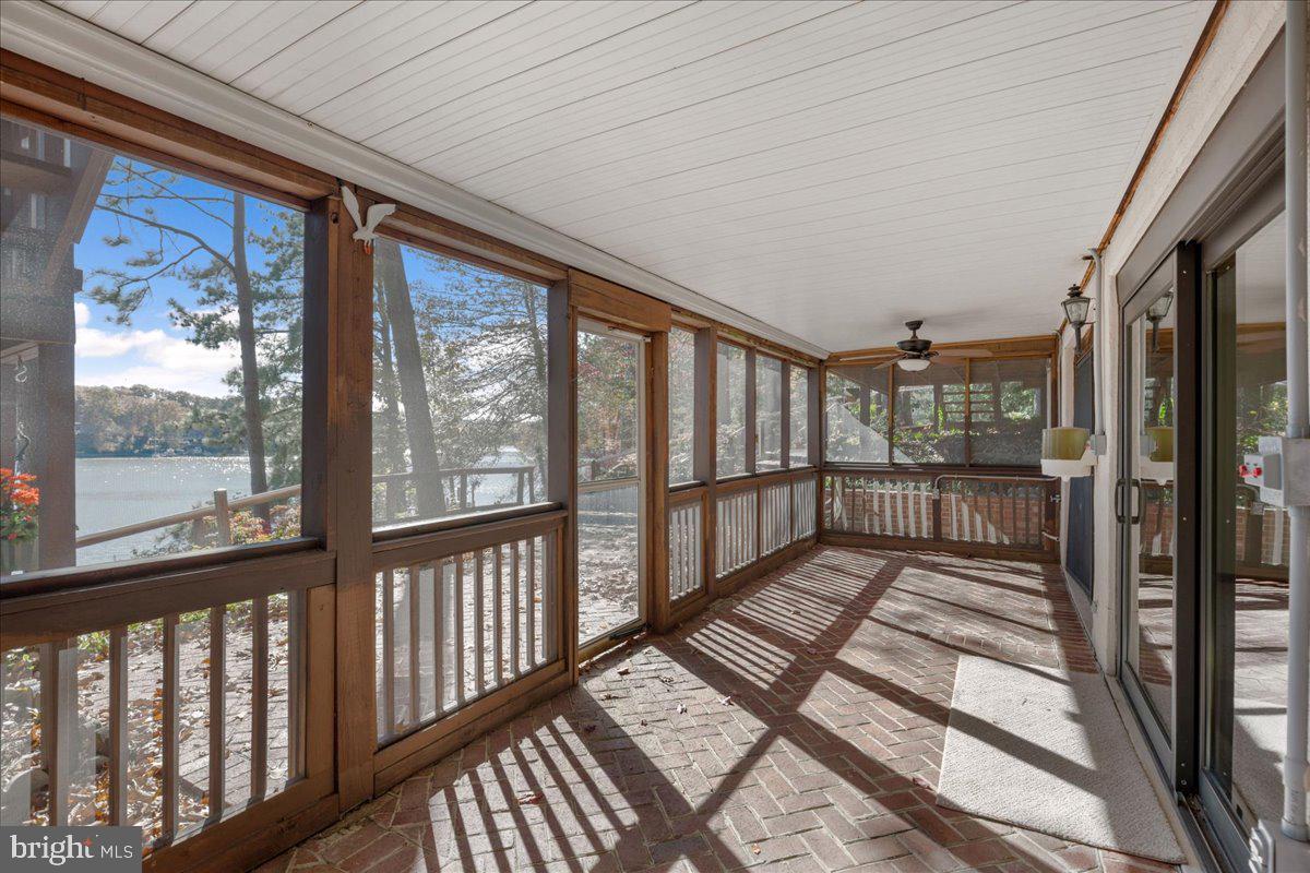 THE SOUNDINGS - Residential