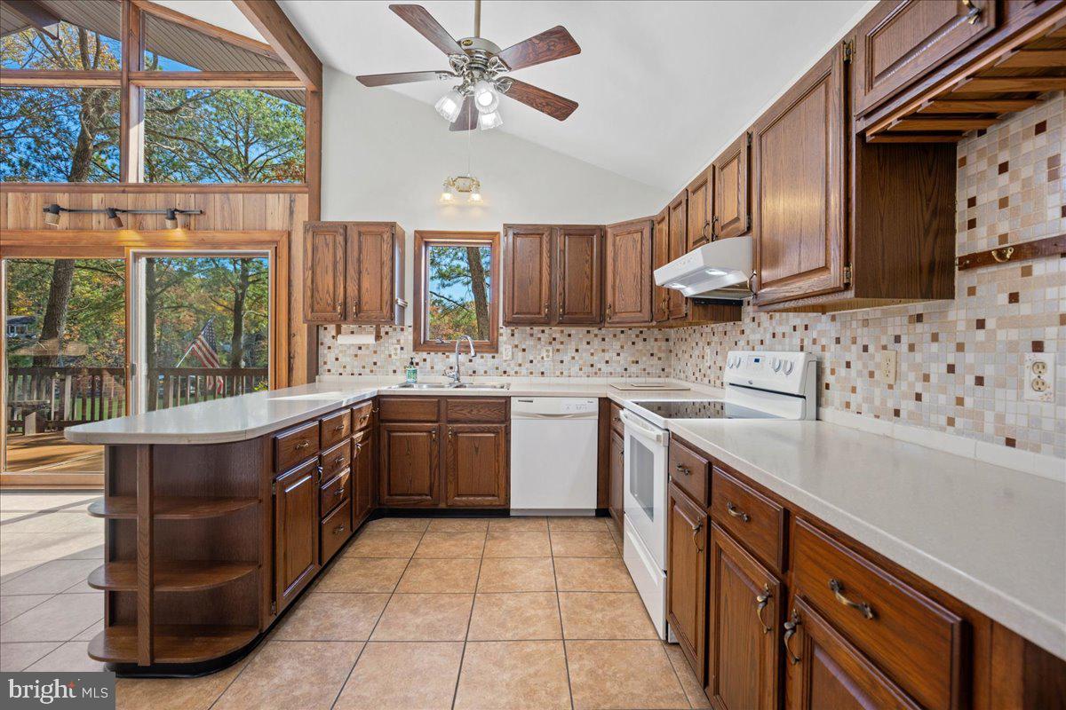 THE SOUNDINGS - Residential