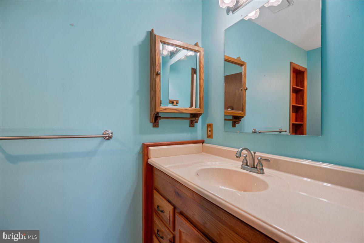 THE SOUNDINGS - Residential