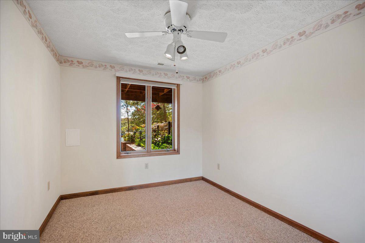 THE SOUNDINGS - Residential