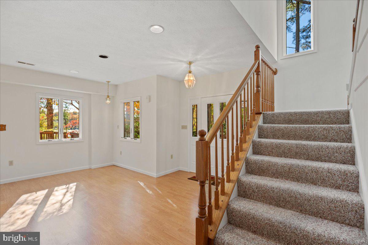 THE SOUNDINGS - Residential