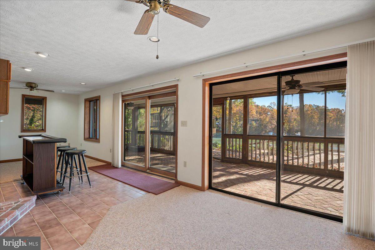 THE SOUNDINGS - Residential