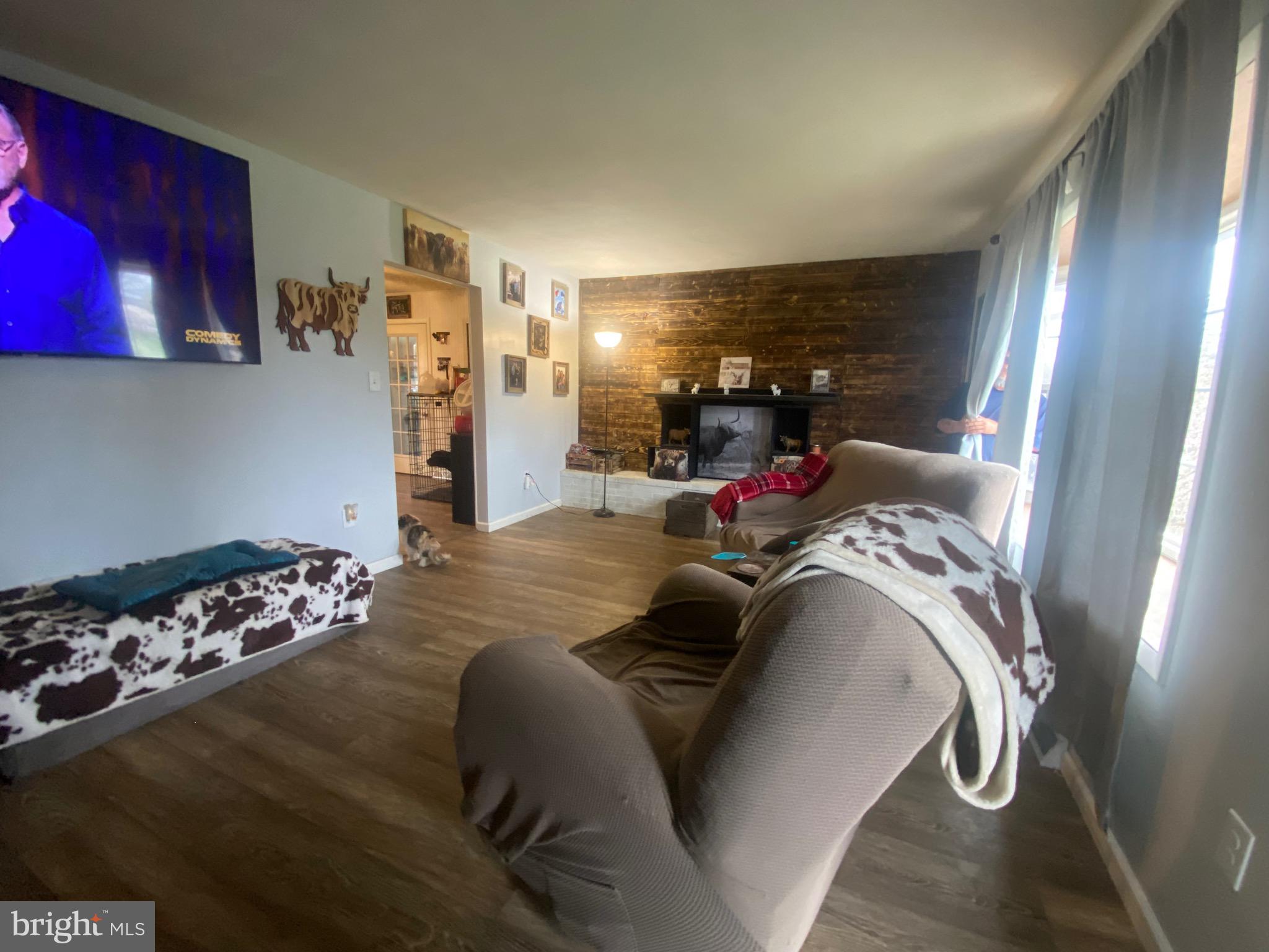 JEFFERSON VILLAGE - Residential