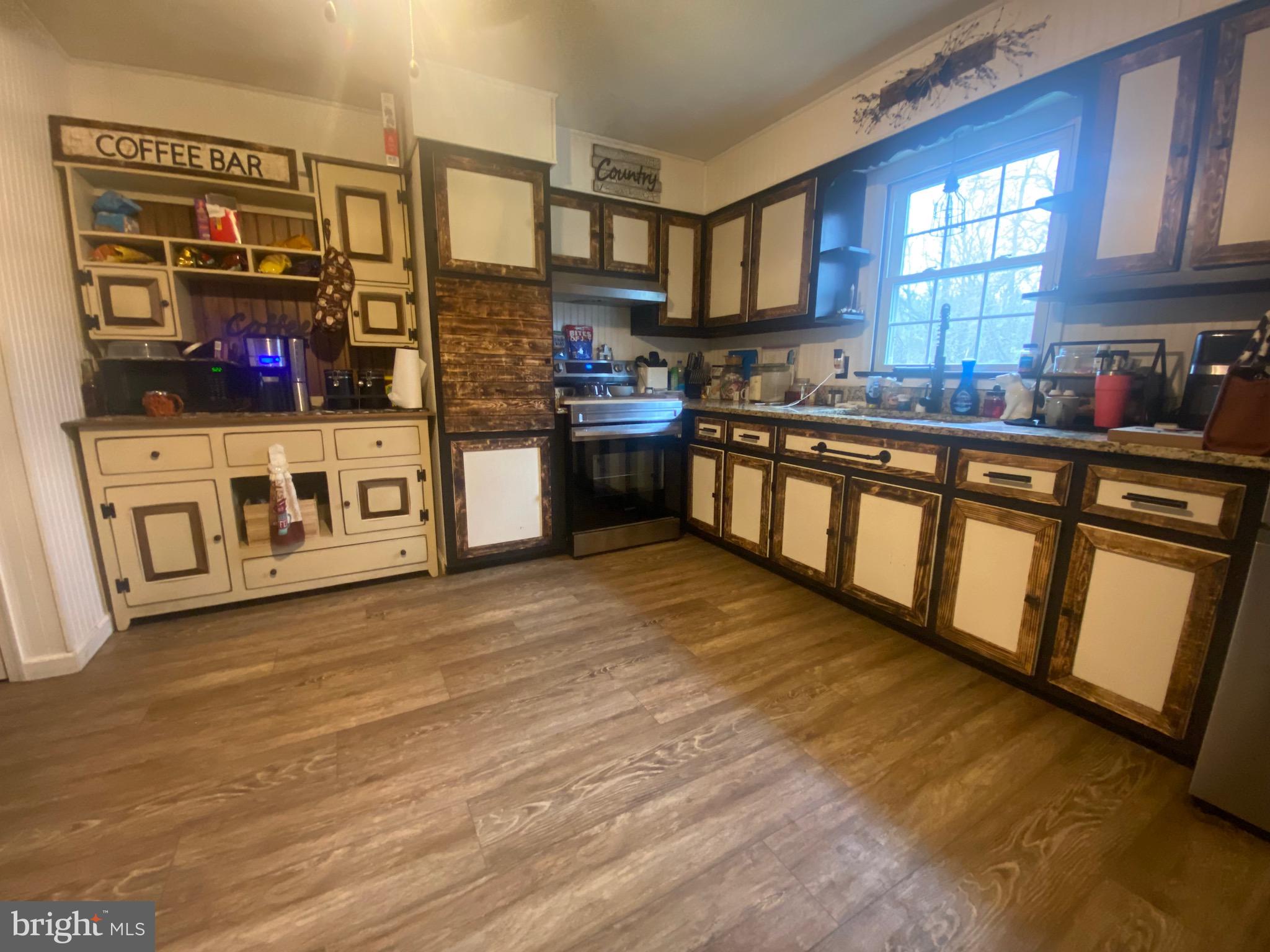 JEFFERSON VILLAGE - Residential