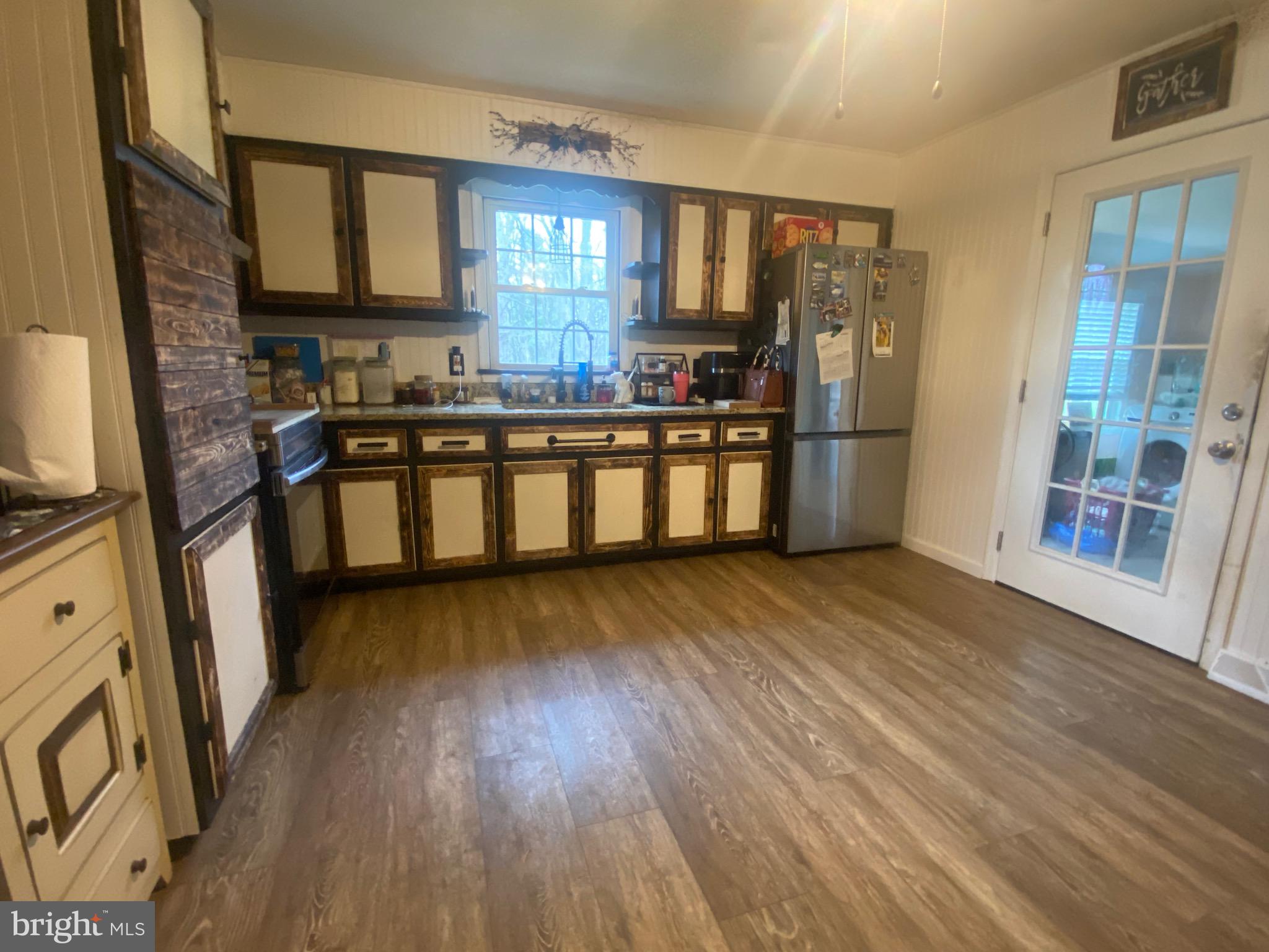 JEFFERSON VILLAGE - Residential