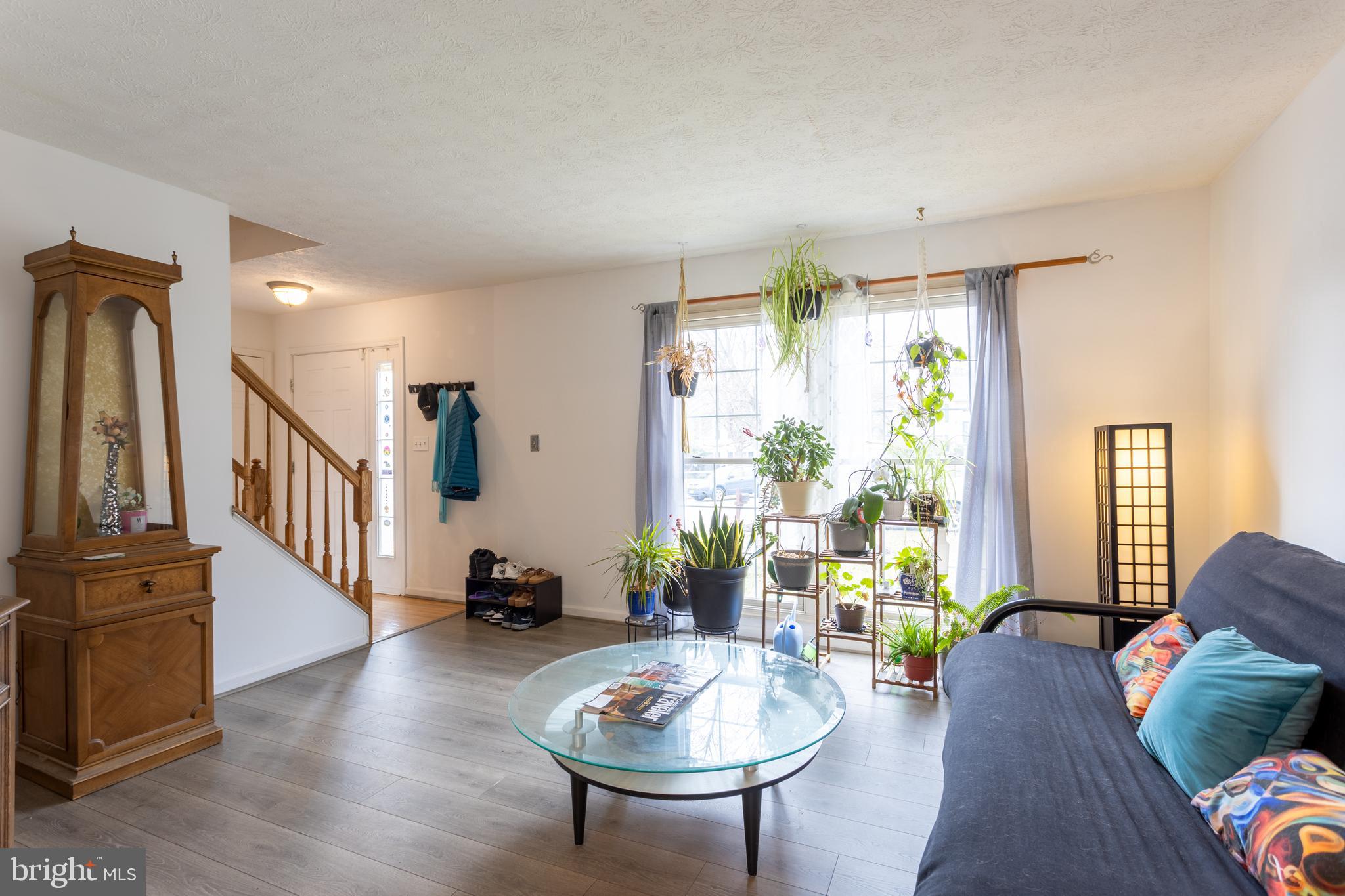 9525 QUEENS GUARD COURT