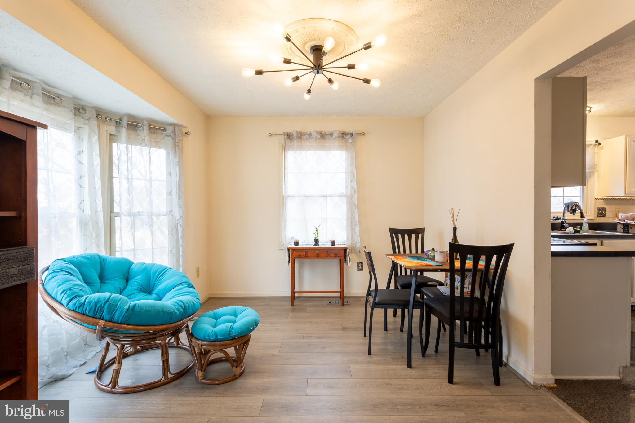 9525 QUEENS GUARD COURT