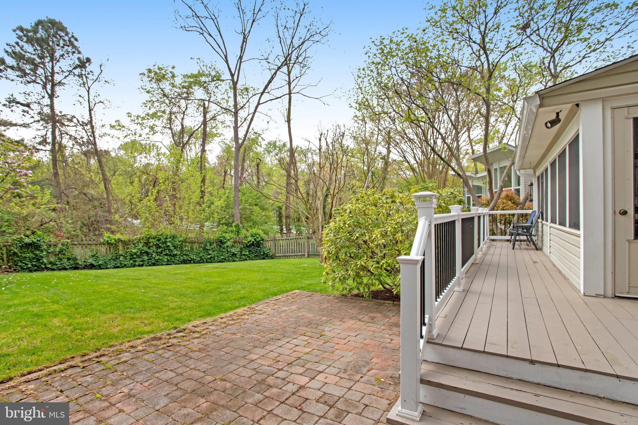 WILTON KNOLL - Residential