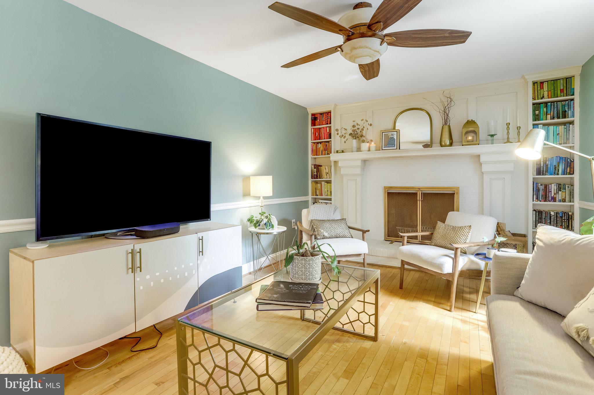 WILTON KNOLL - Residential