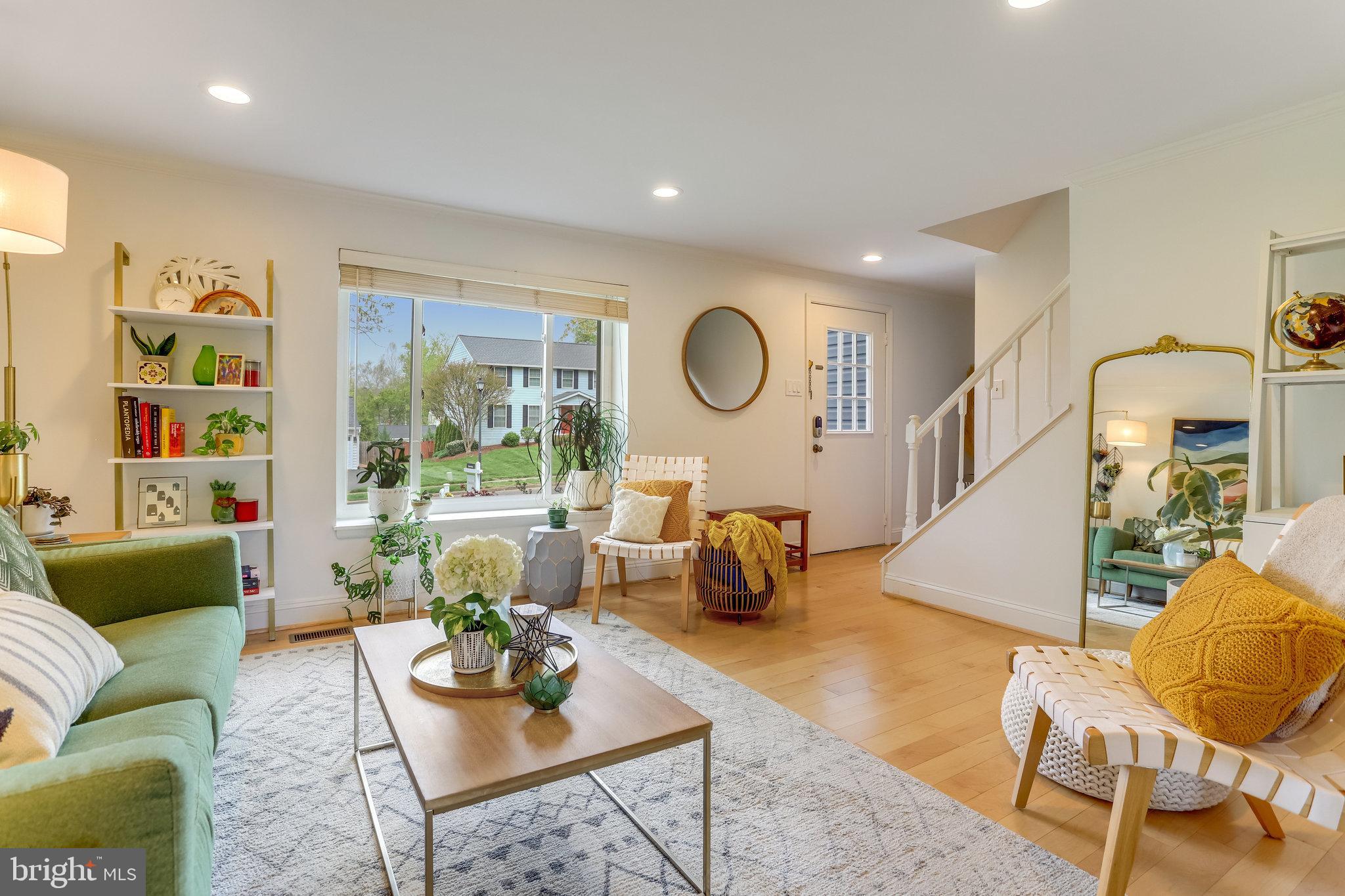 WILTON KNOLL - Residential