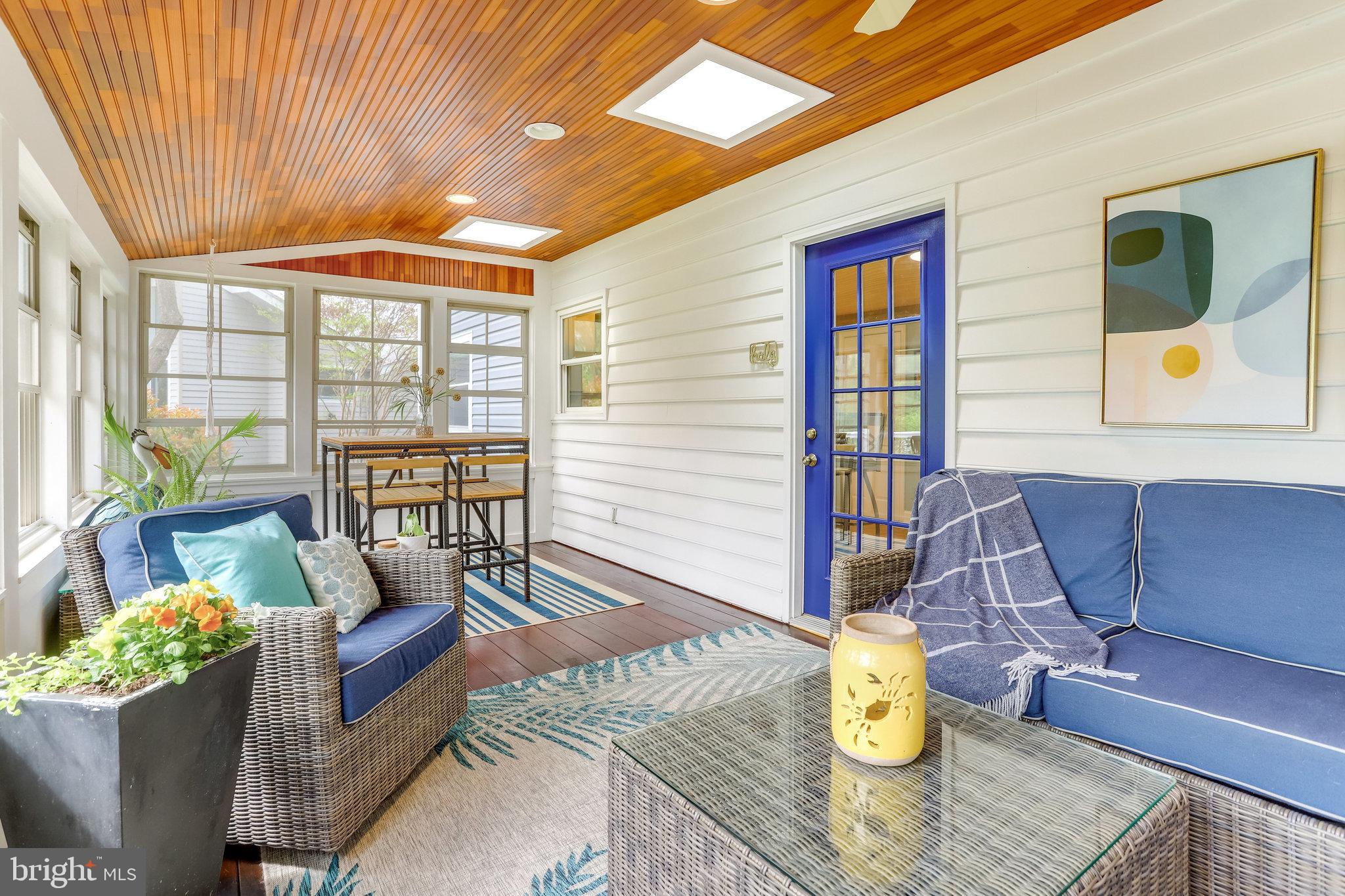 WILTON KNOLL - Residential